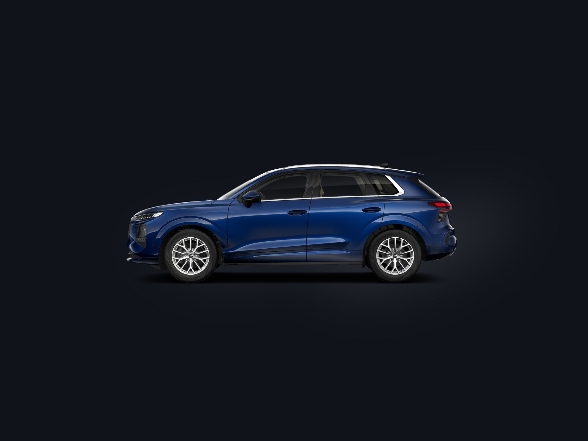 Q3 SUV side