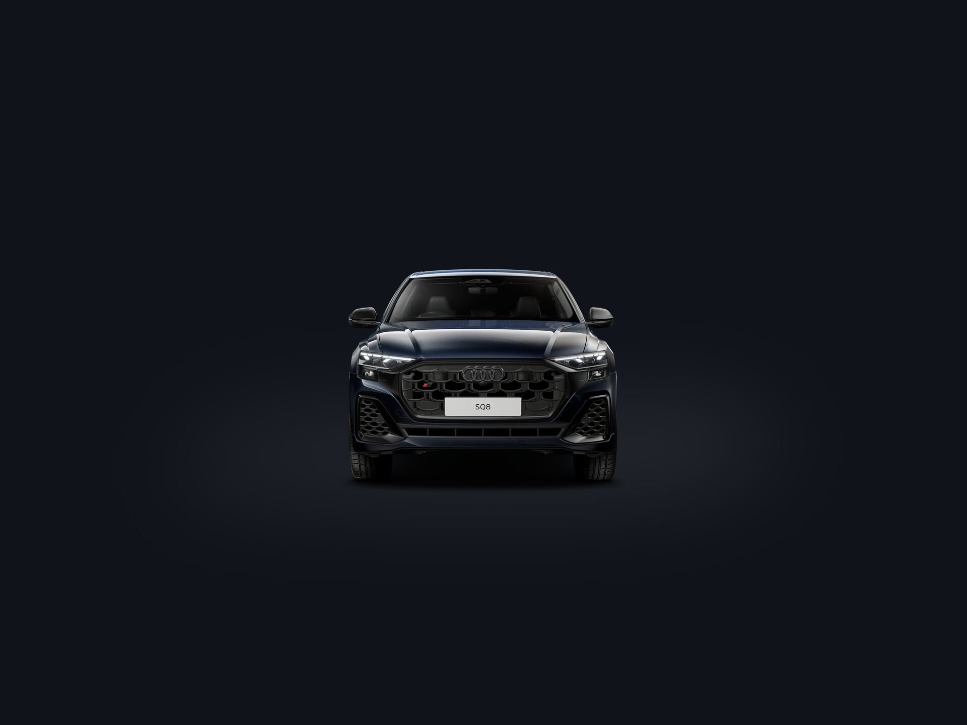 SQ8 SUV front