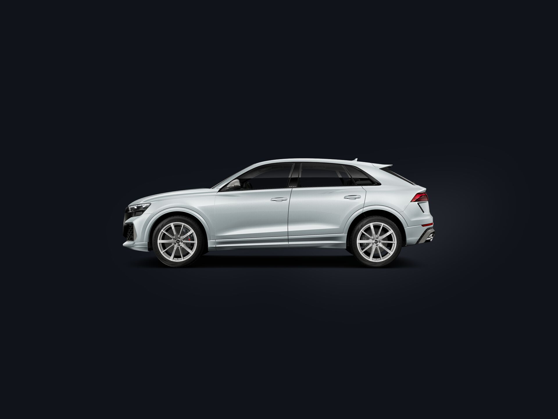 RS Q8 SUV performance side