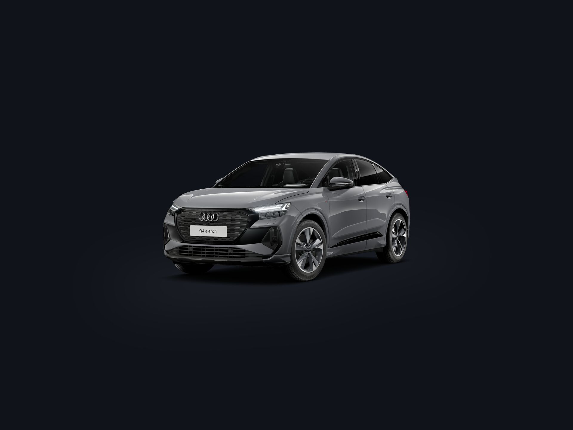 Q4 Sportback e-tron 3/4 front