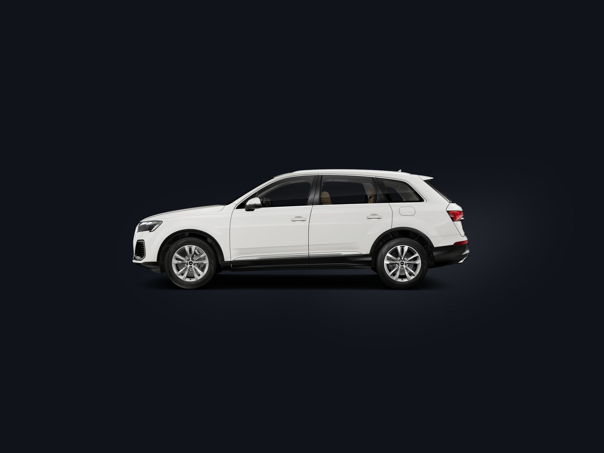 Q7 SUV TFSIe side
