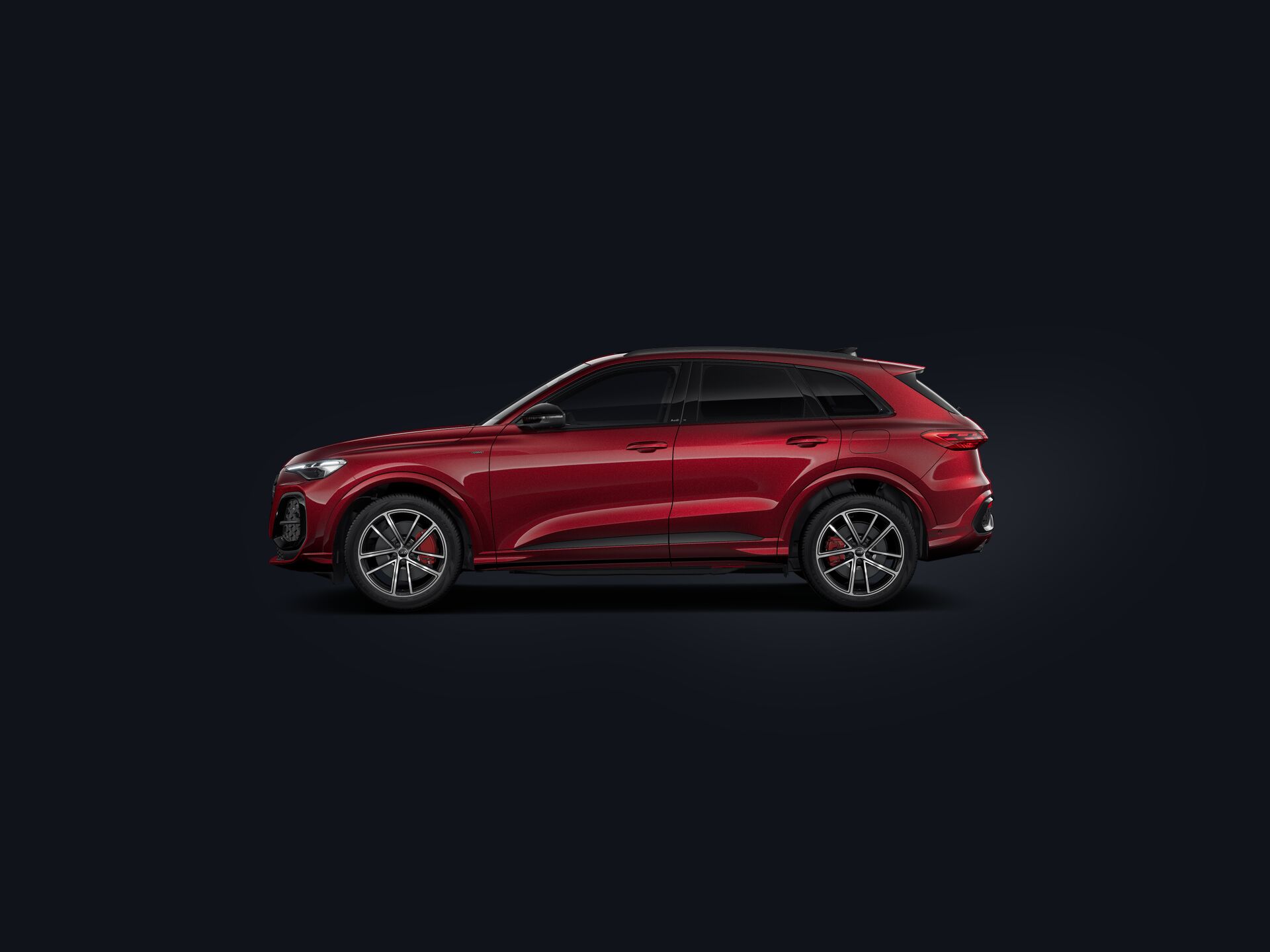 Q5 e-hybrid side