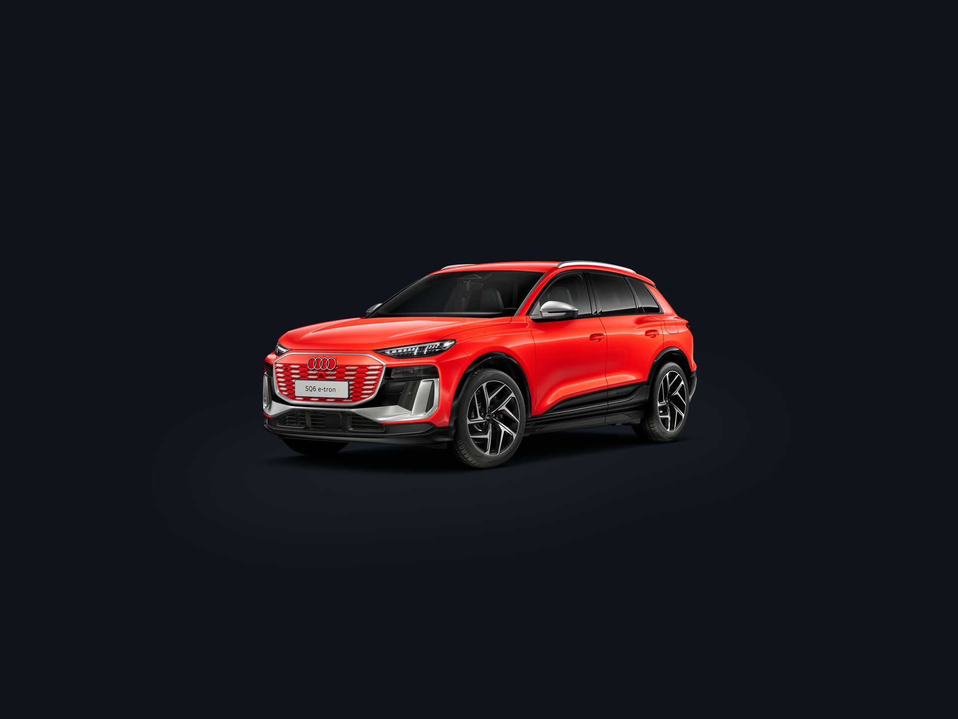 SQ6 SUV e-tron 3/4 front
