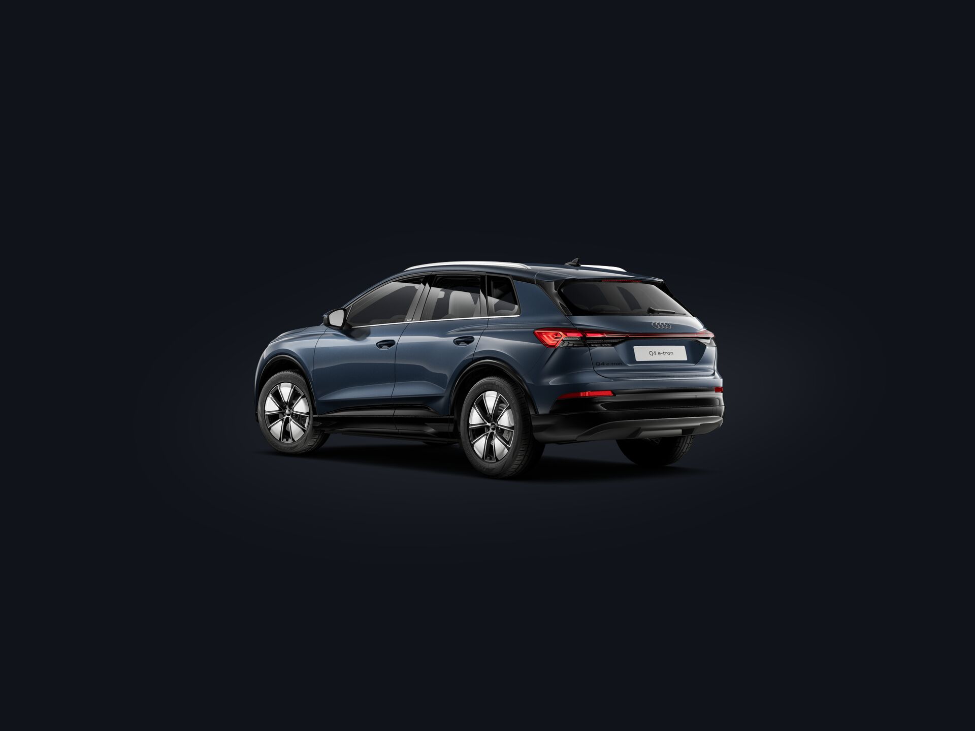 Q4 SUV e-tron 3/4 rear