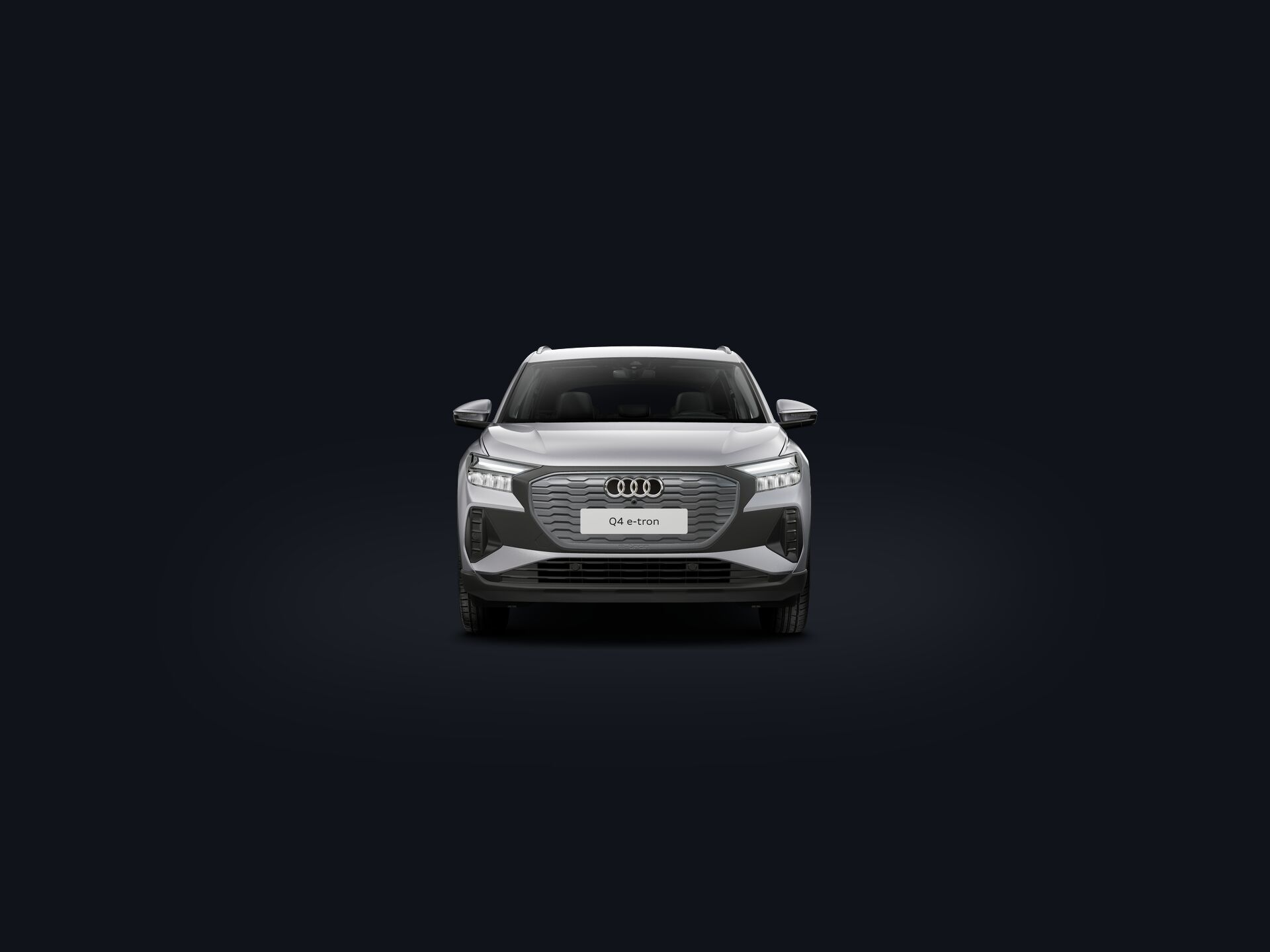 Q4 e-tron custfront