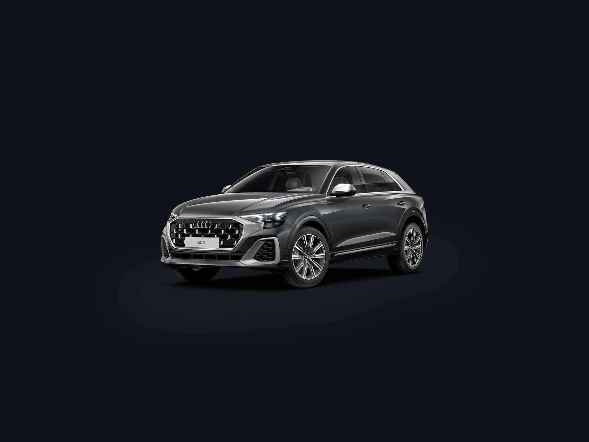 SQ8 SUV 3/4 front