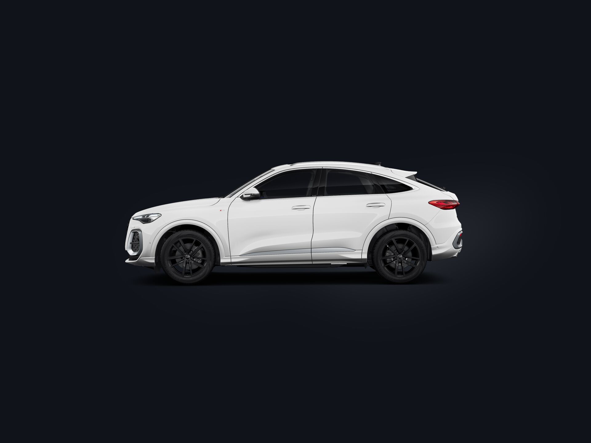 Q5 Sportback side