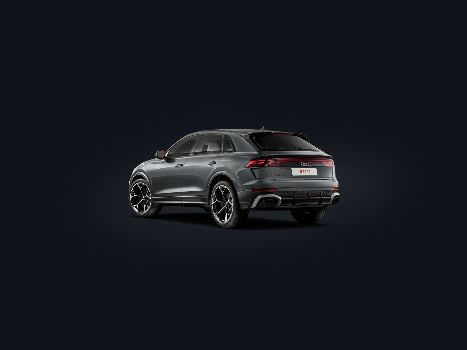 RS Q8 3/4 rear