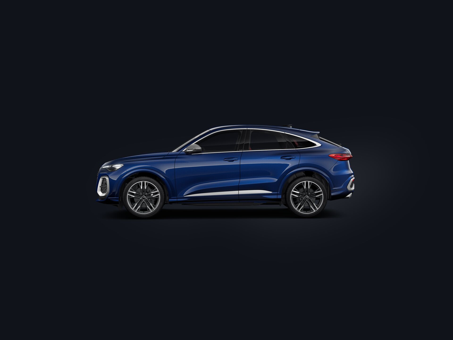 SQ5 Sportback side