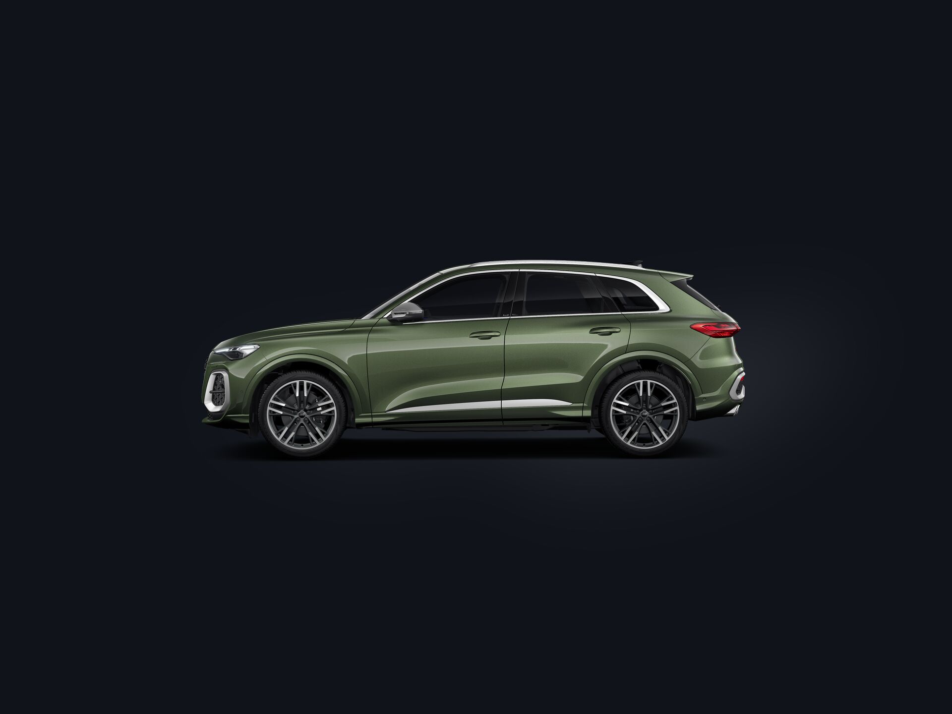 SQ5 SUV side