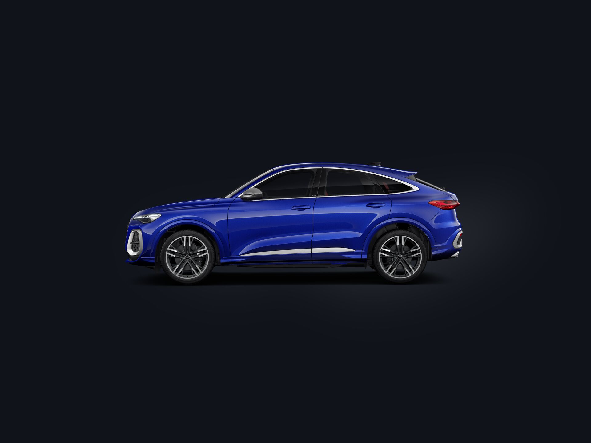 SQ5 Sportback side