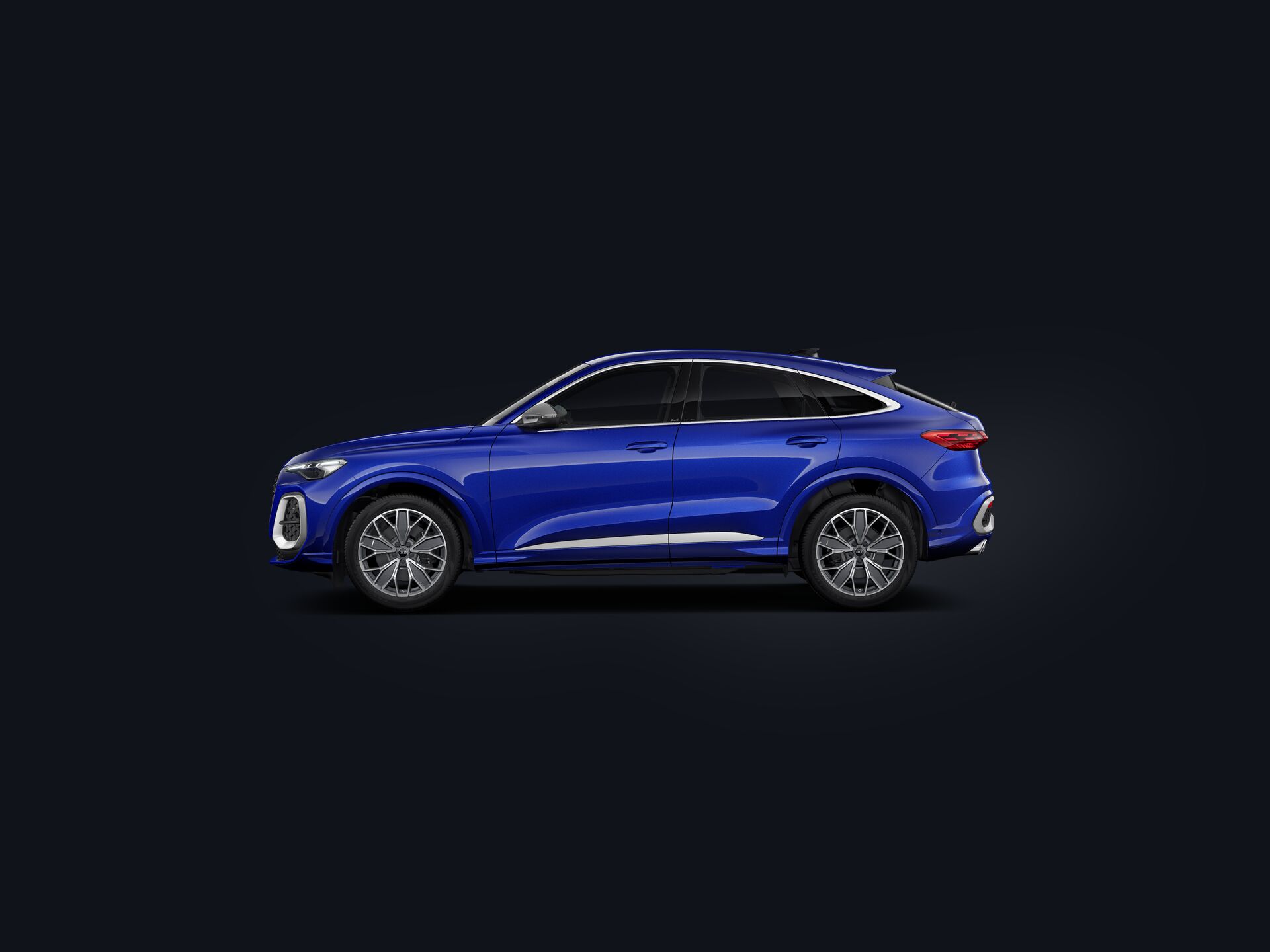 SQ5 Sportback side