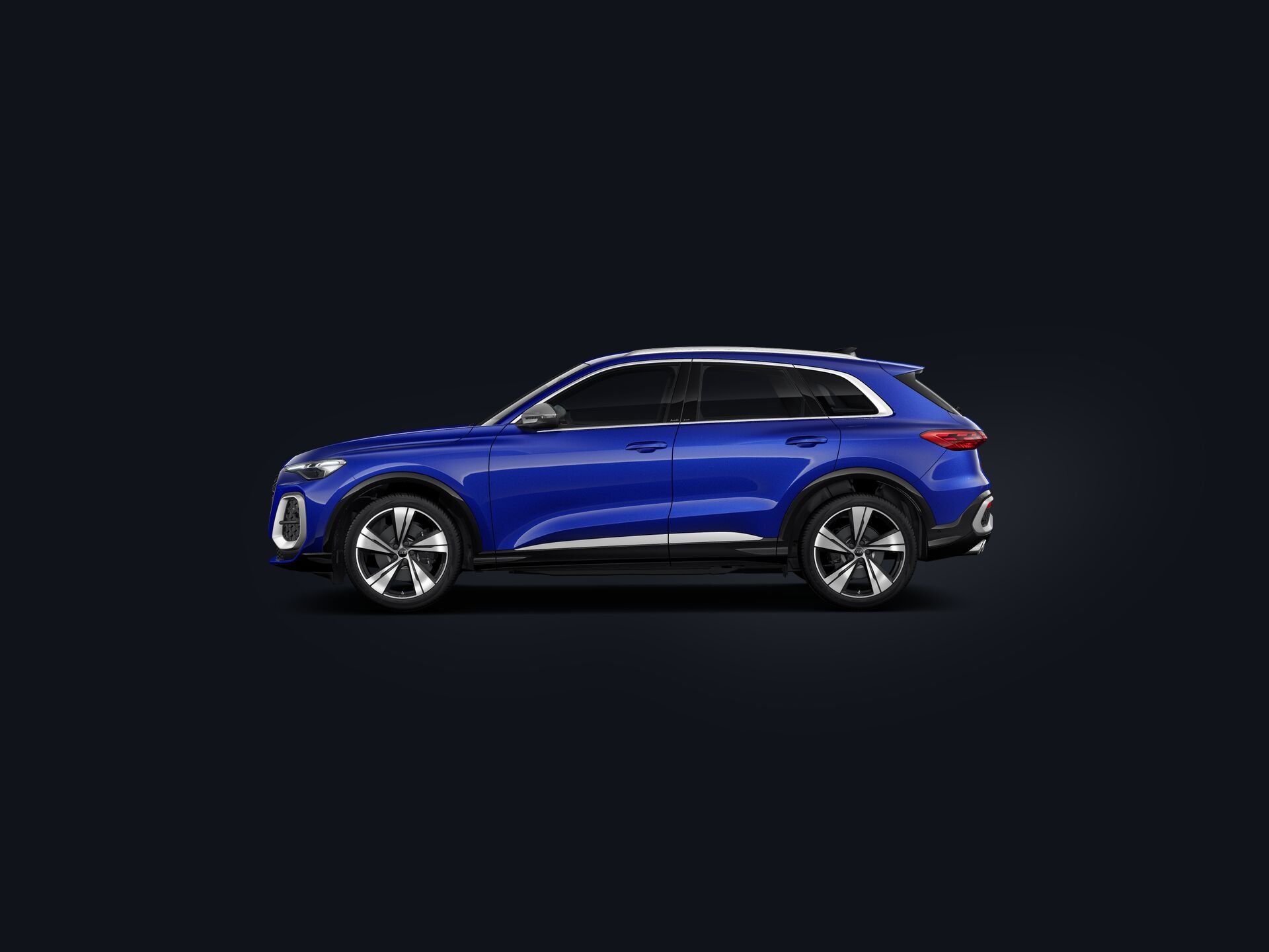 SQ5 SUV side