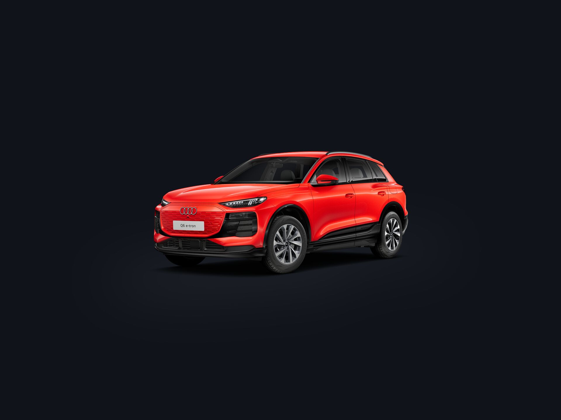 Q6 SUV e-tron 3/4 front