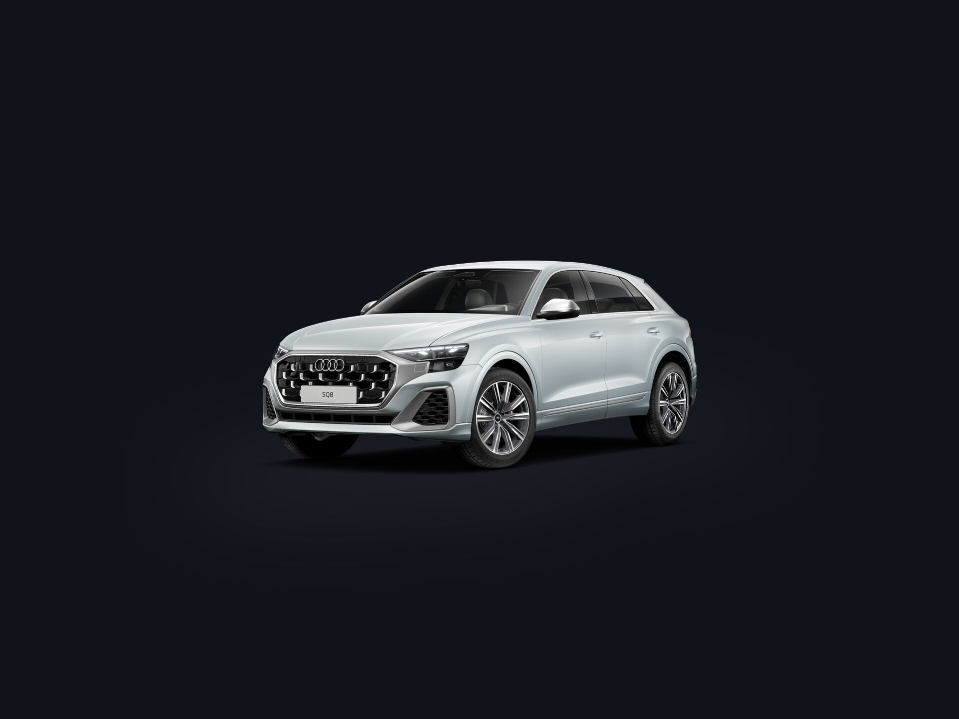 SQ8 SUV 3/4 front