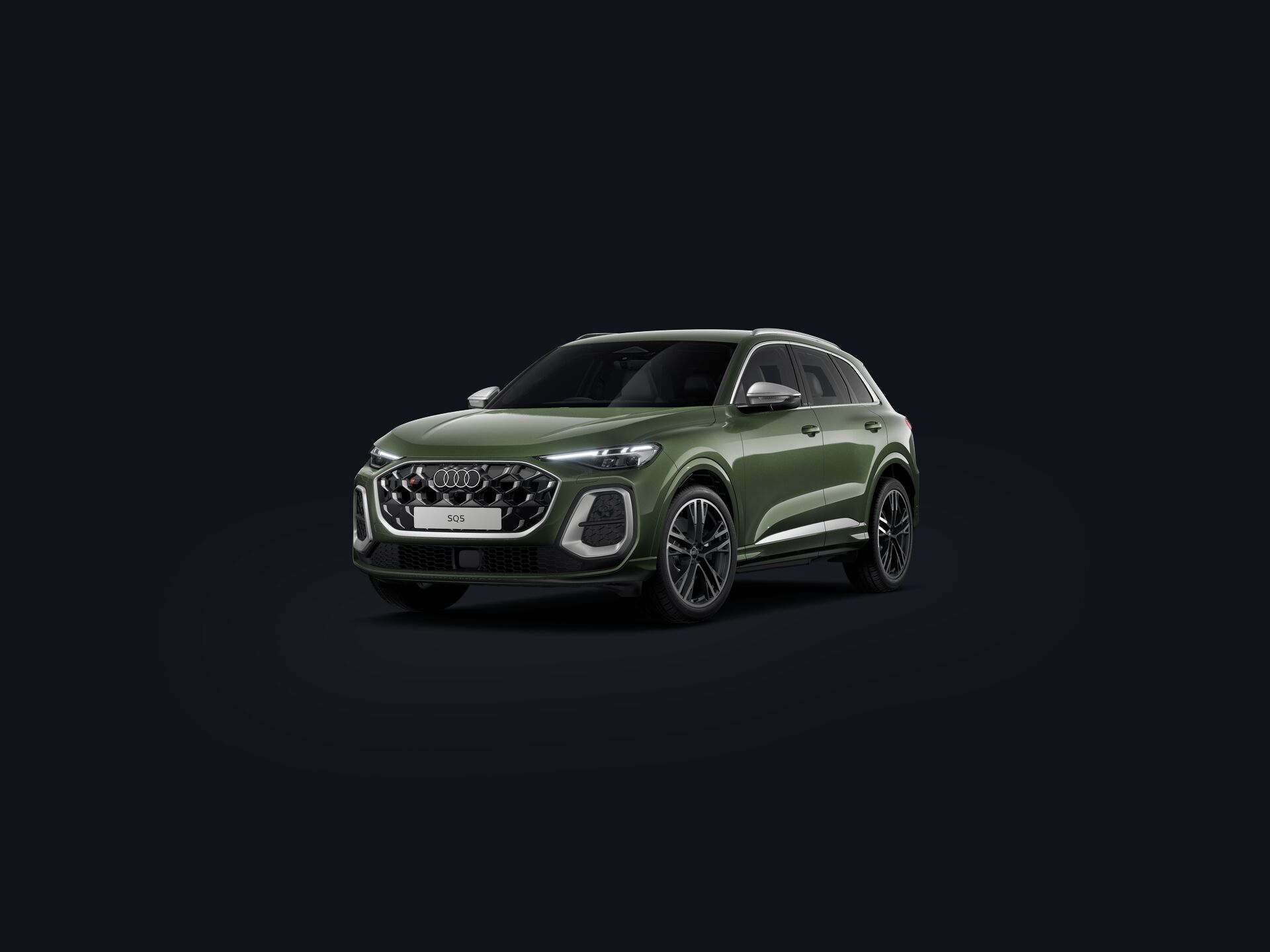 SQ5 SUV 3/4 front