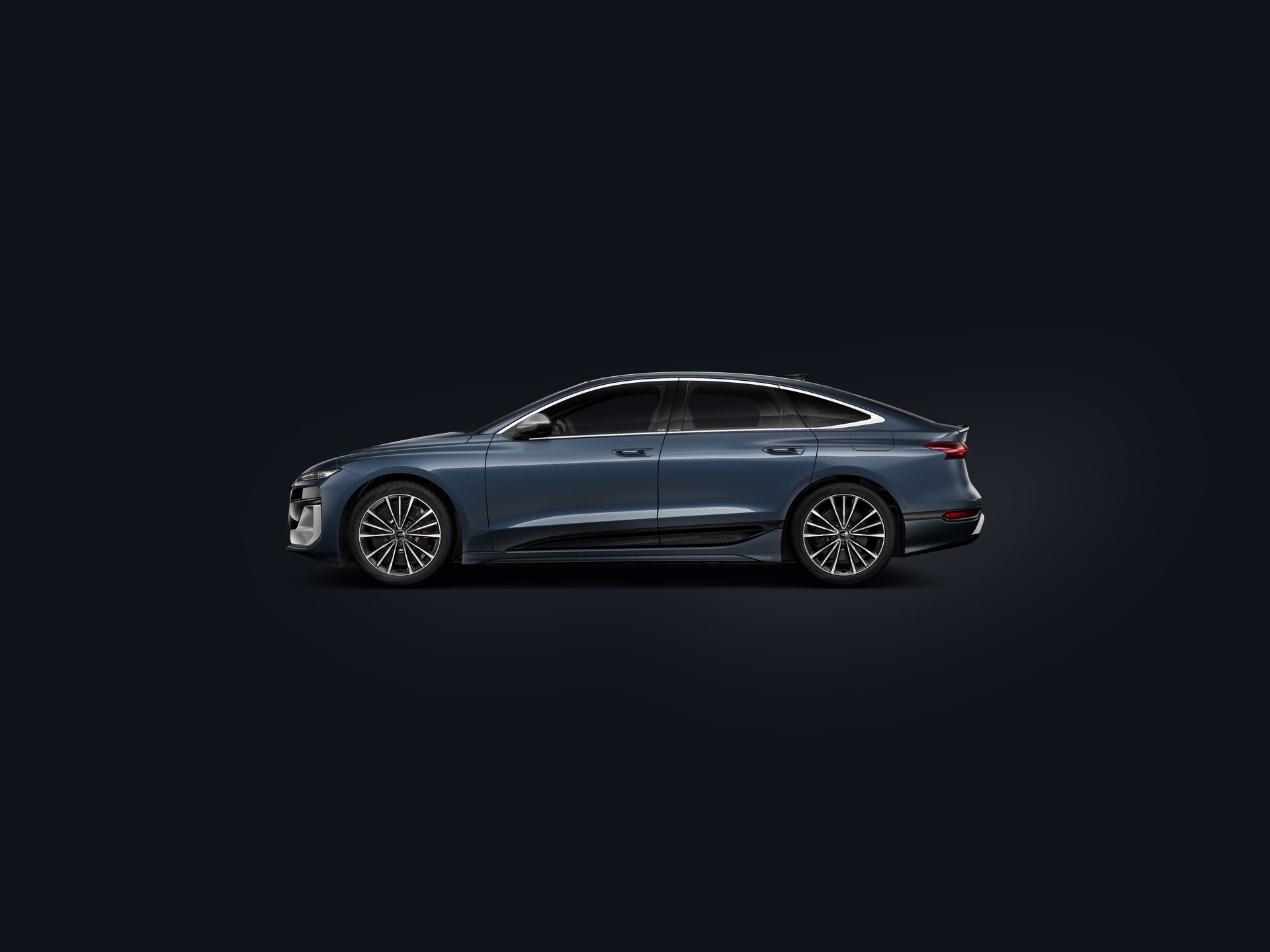 S6 Sportback e-tron side