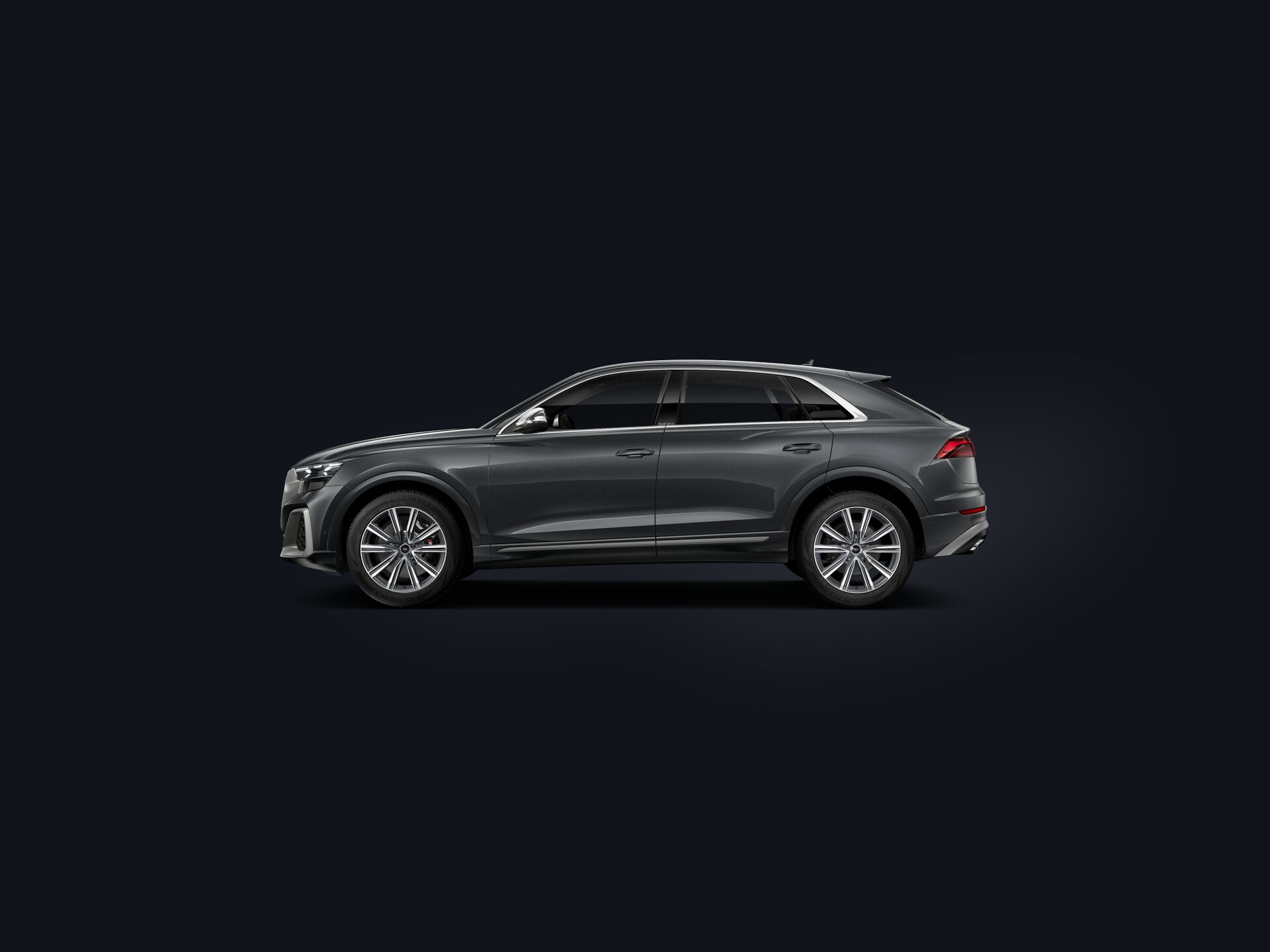 SQ8 SUV side