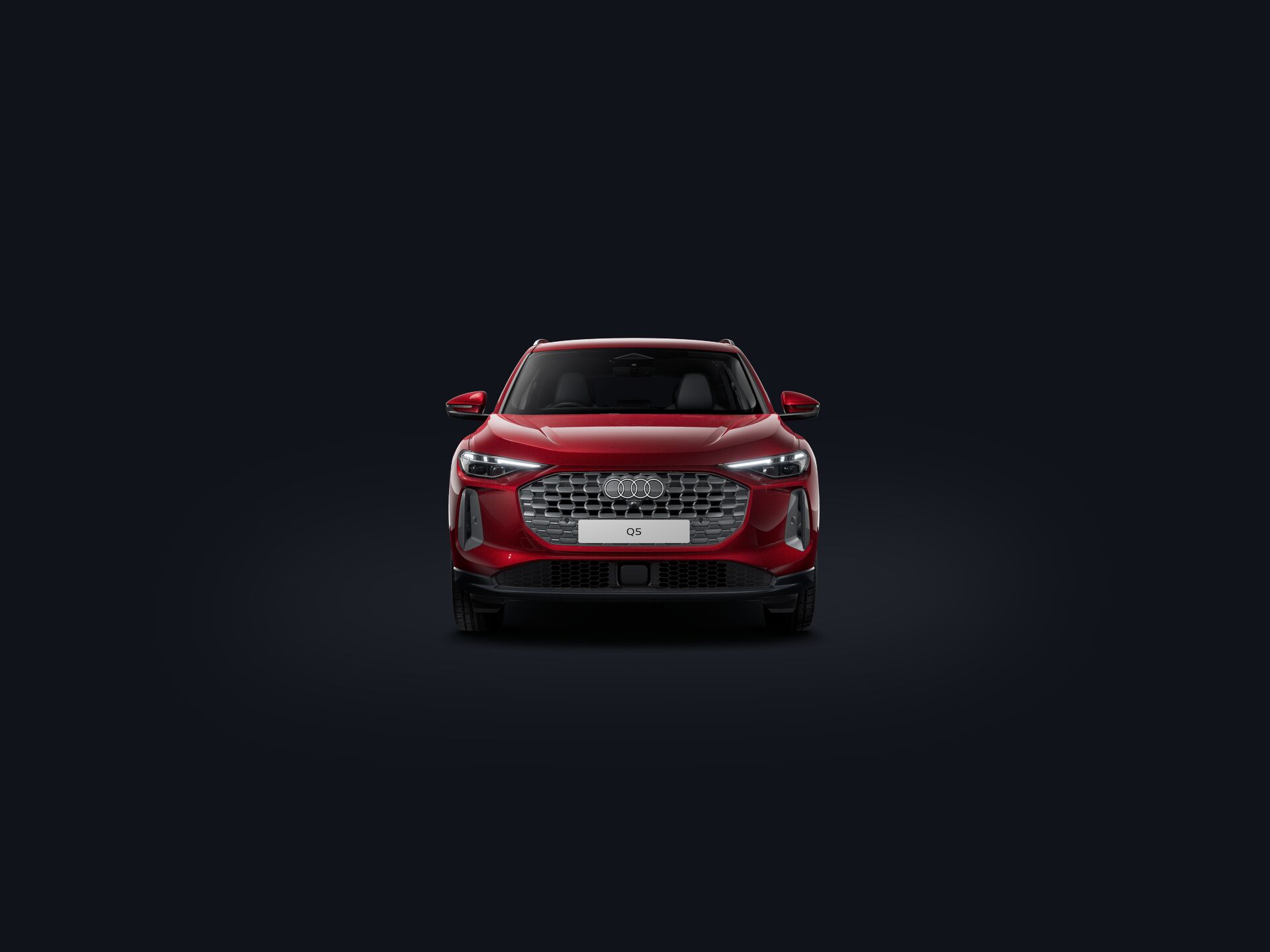 Q5 SUV custfront