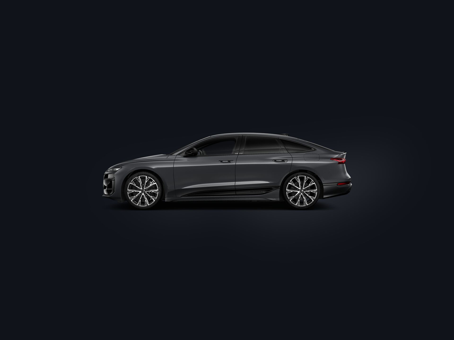 S6 Sportback e-tron side