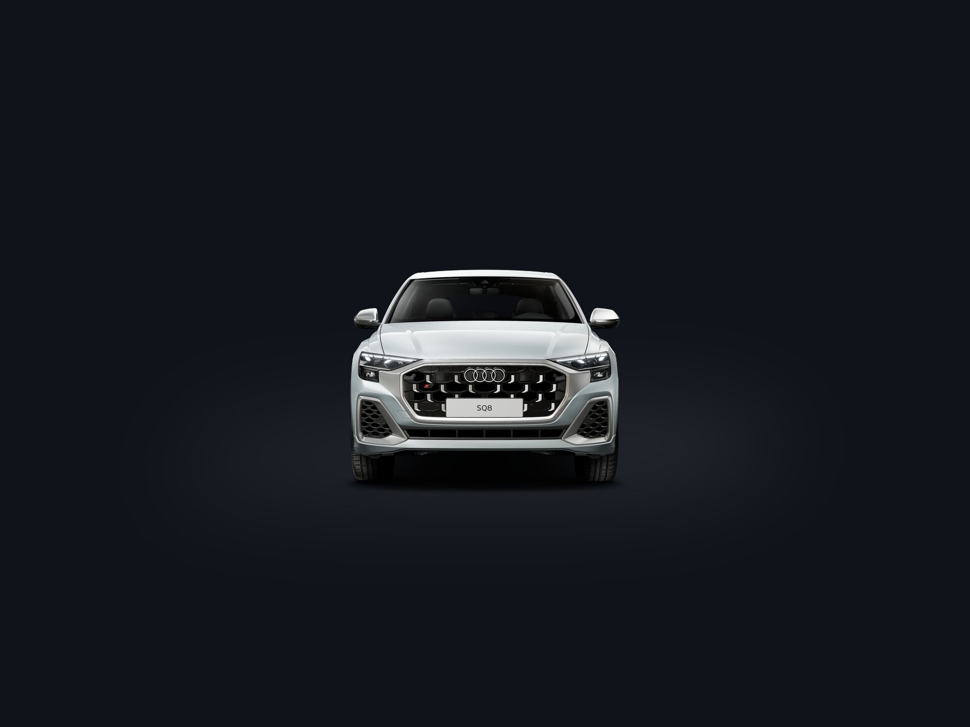 SQ8 SUV front