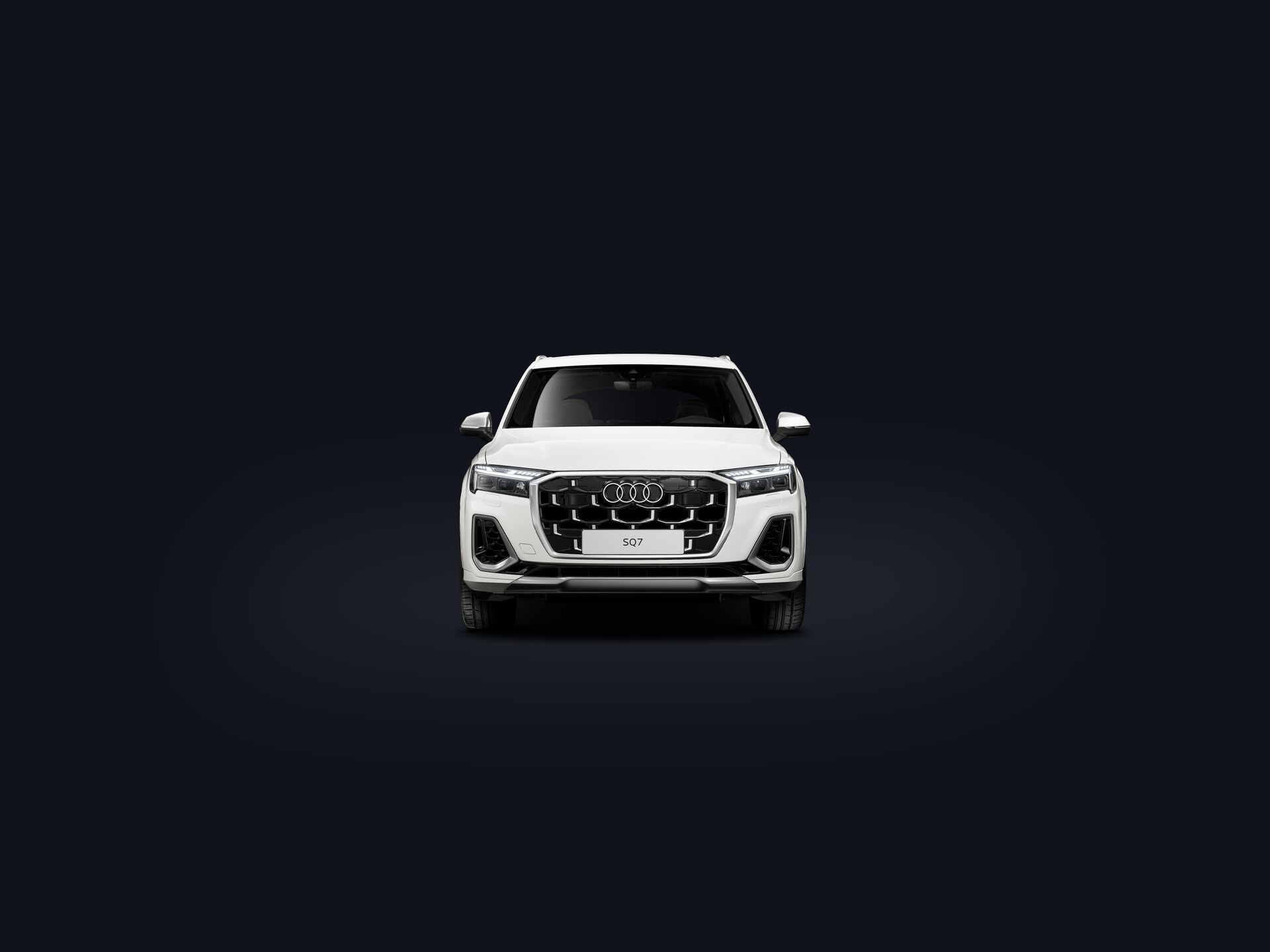 SQ7 SUV custfront