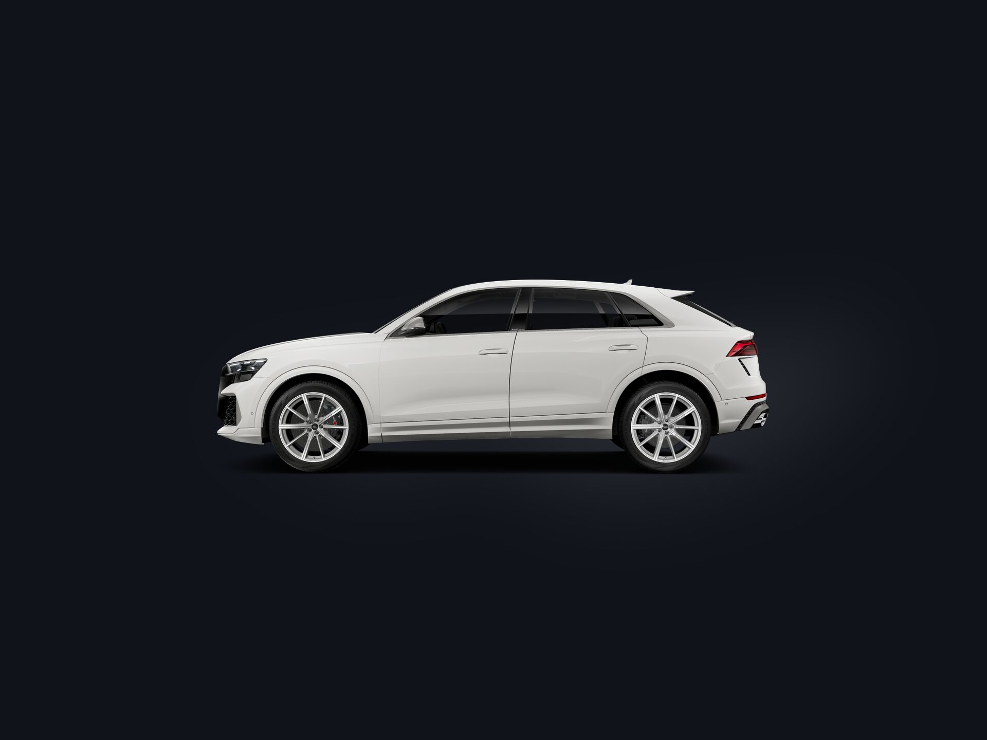 RS Q8 SUV performance side