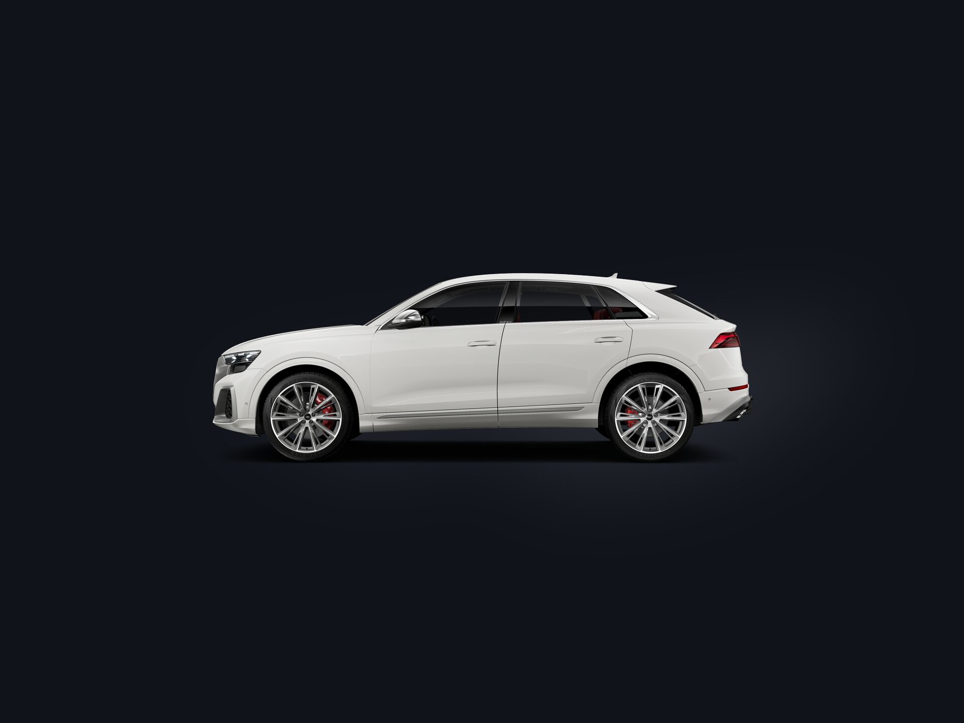 SQ8  side