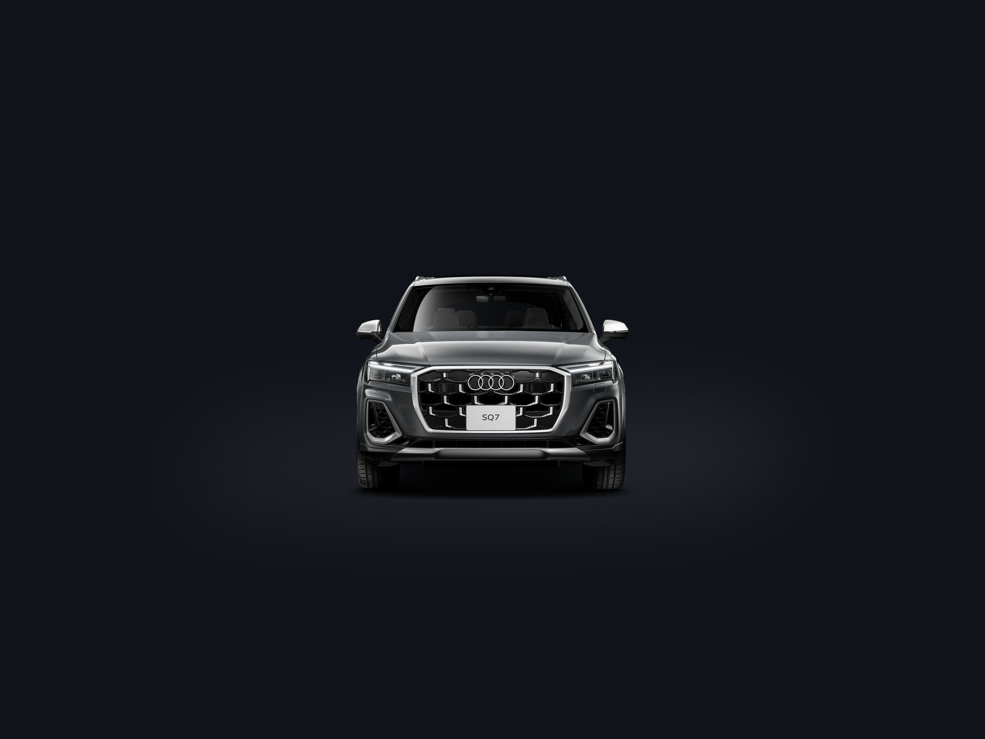 SQ7 front
