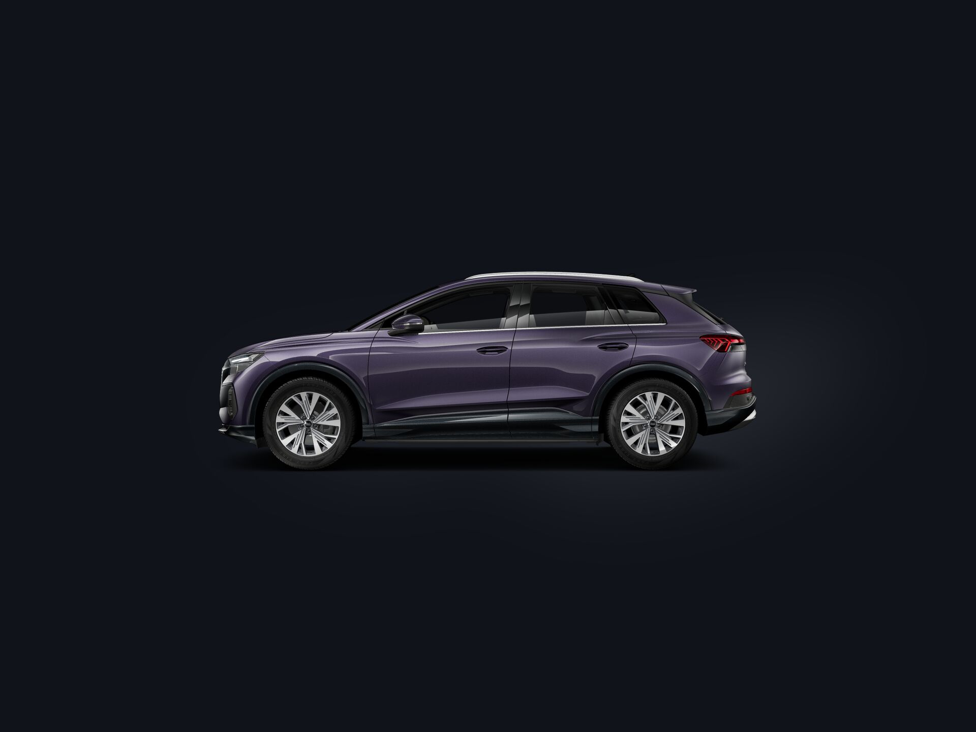 Q4 e-tron custside