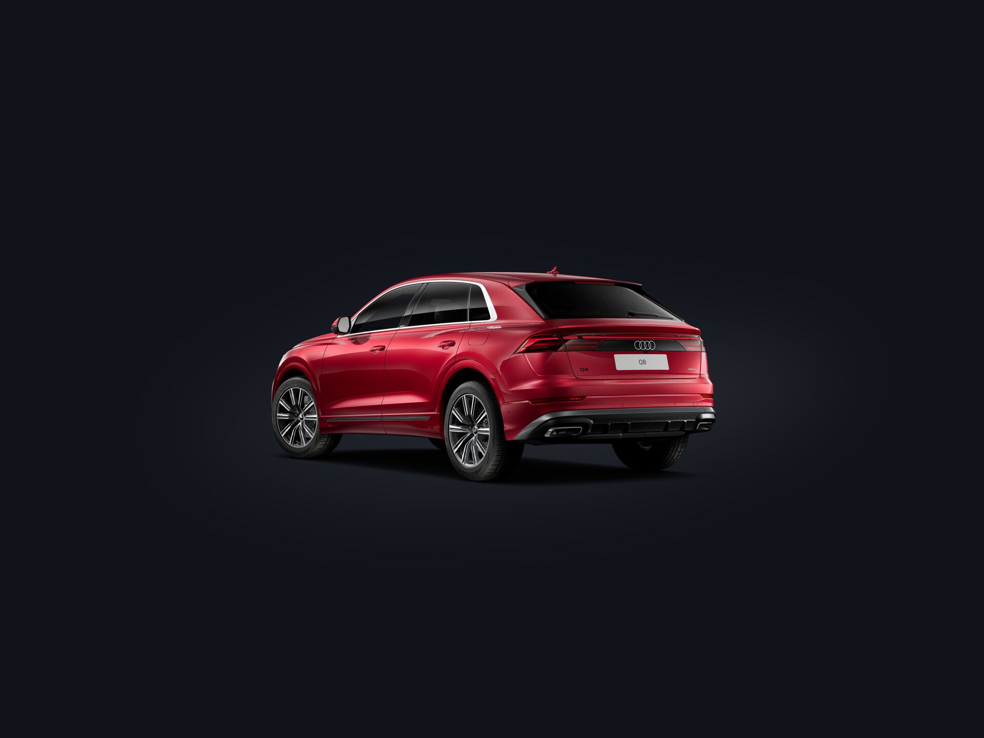Q8 SUV e-hybrid 3/4 rear