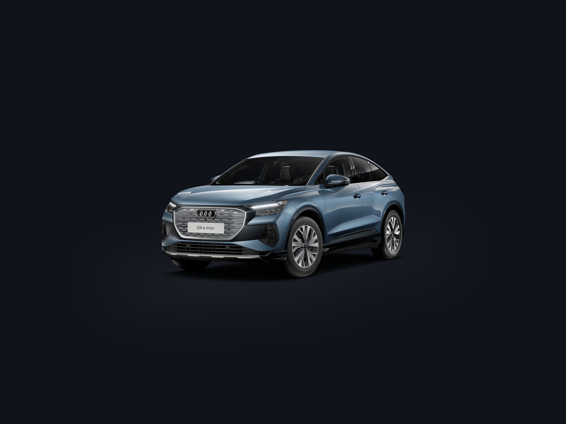 Q4 Sportback e-tron 3/4 front