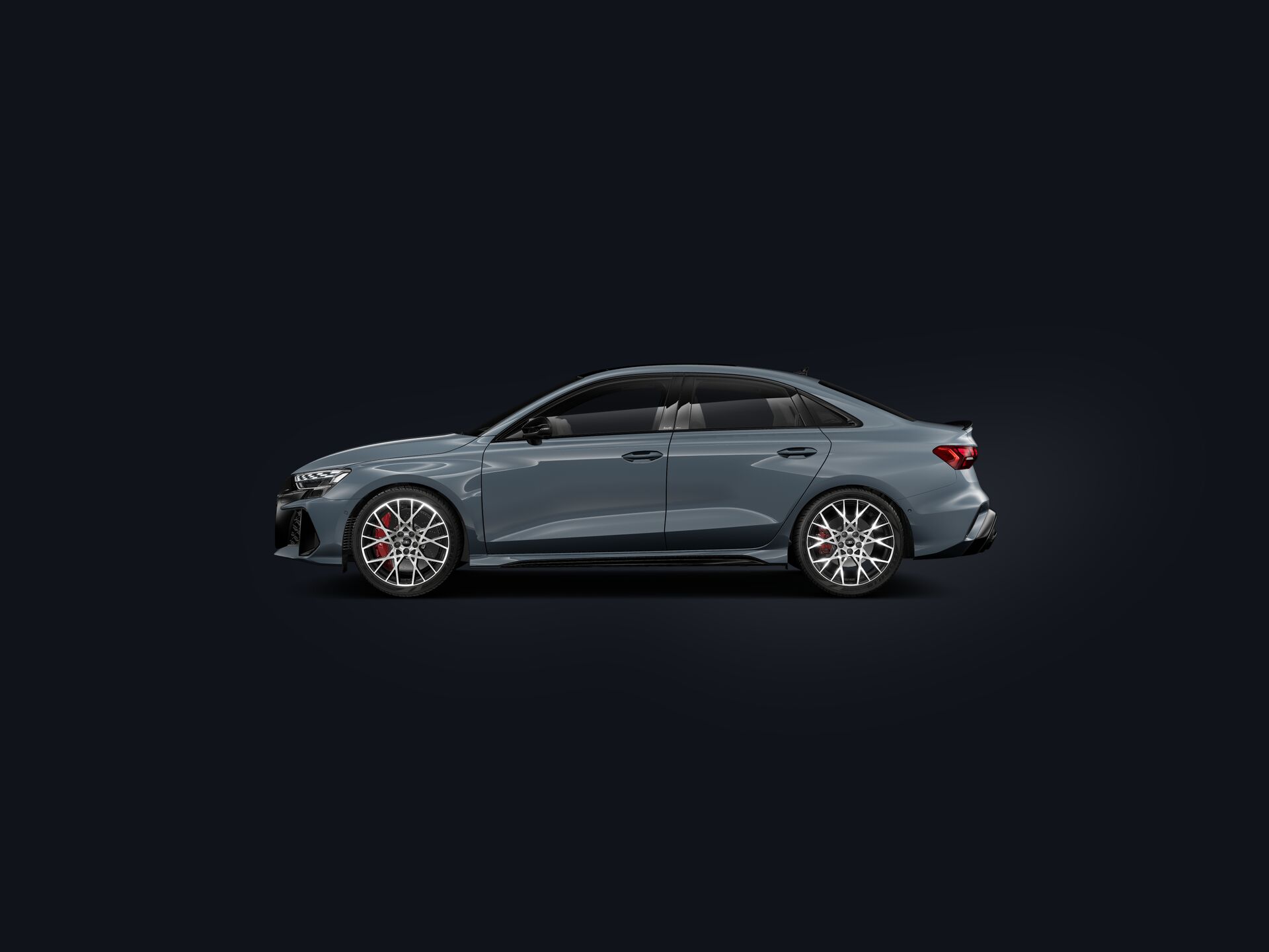RS 3 Sedan side