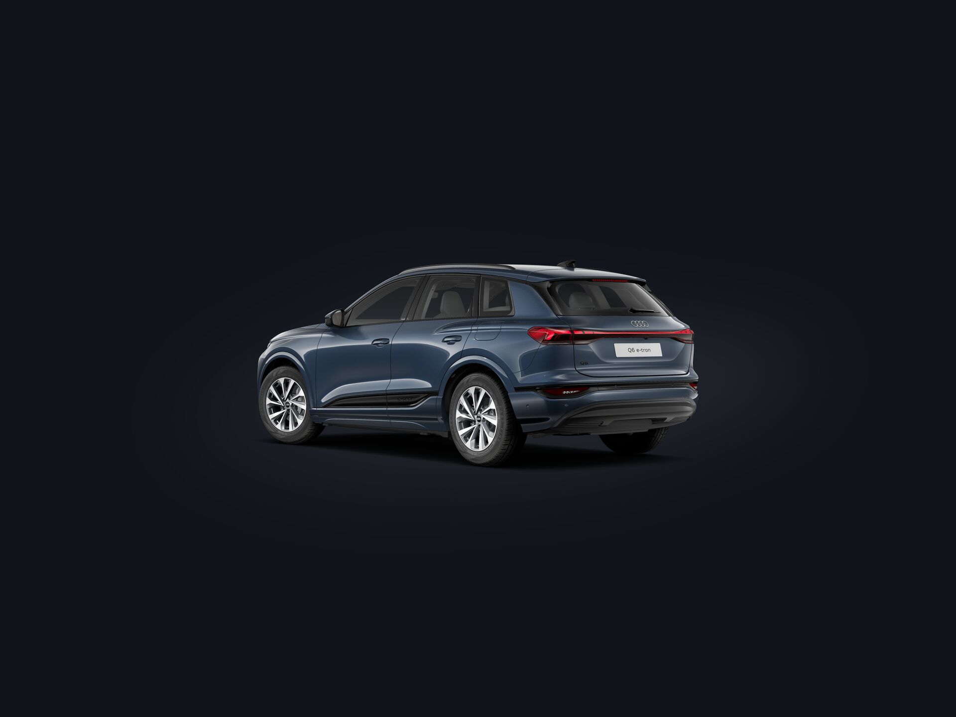 Q6 SUV e-tron 3/4 rear