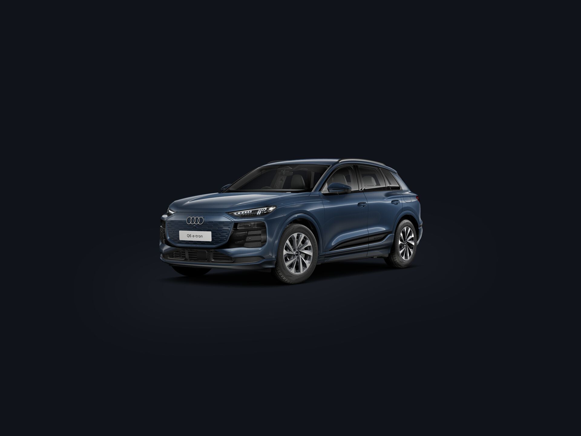 Q6 SUV e-tron 3/4 front