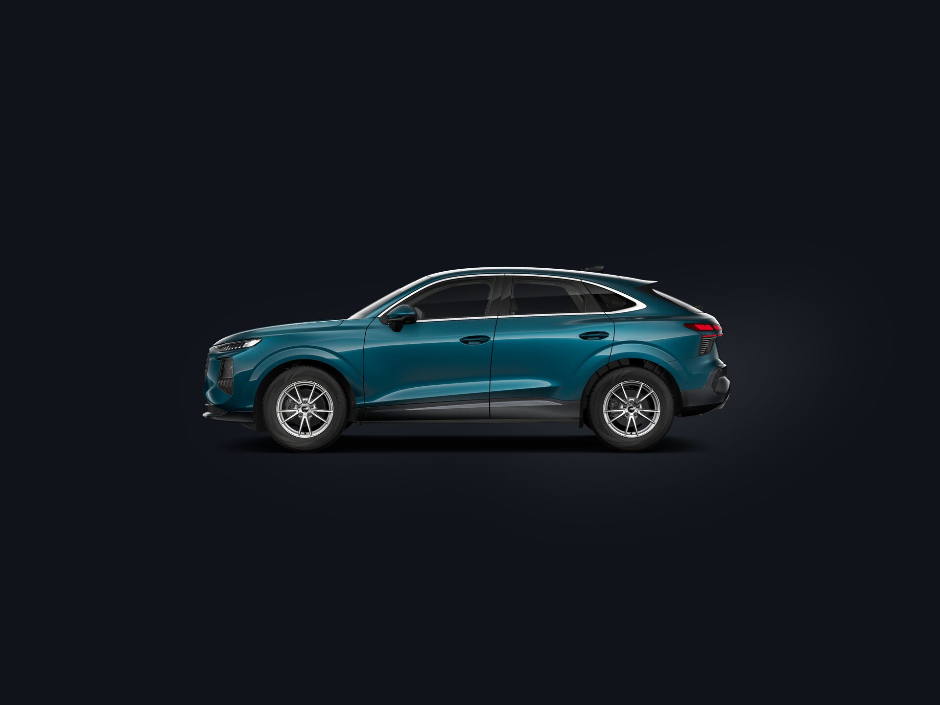 Q3 Sportback  side