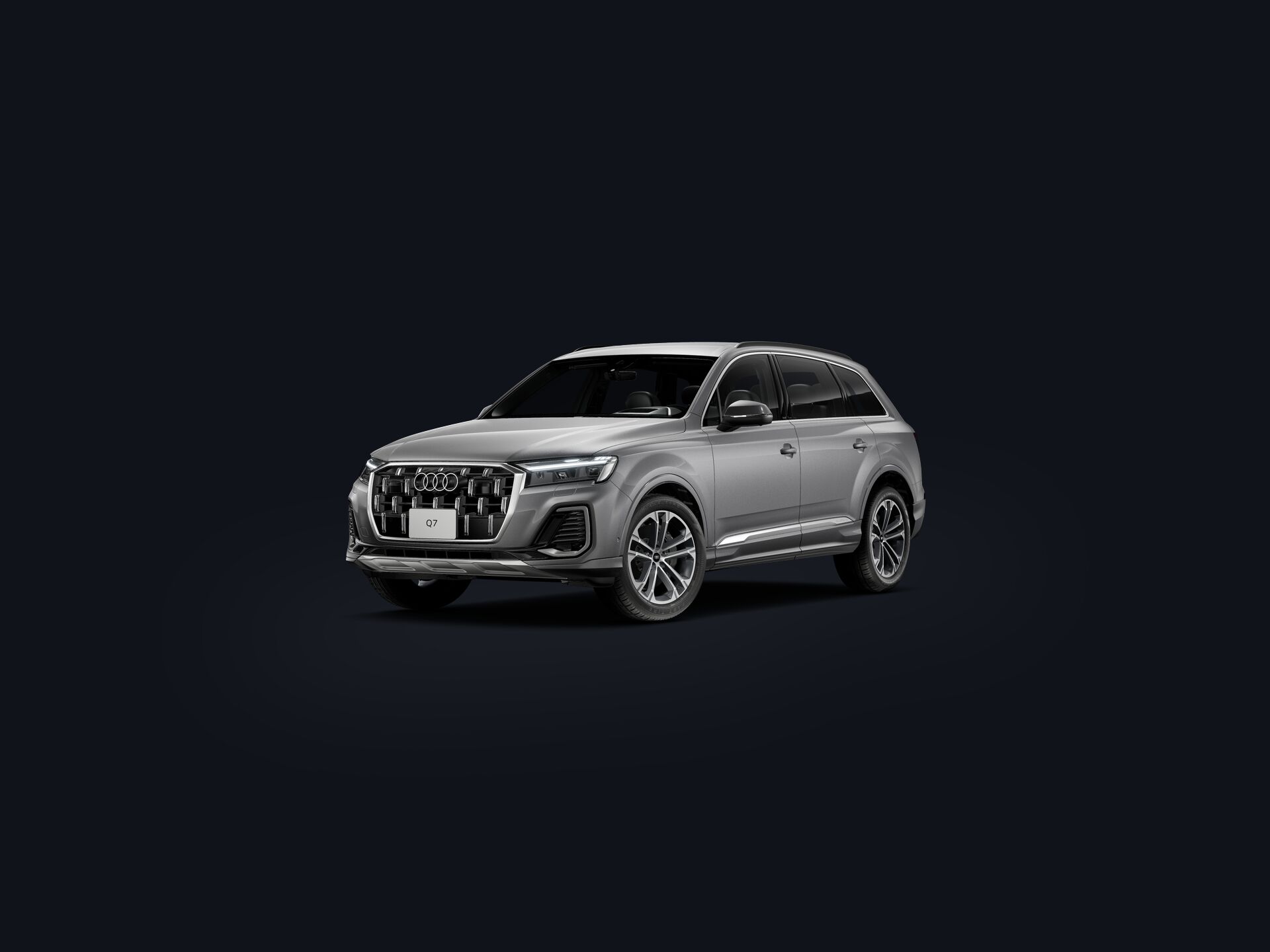 Q7 3/4 front