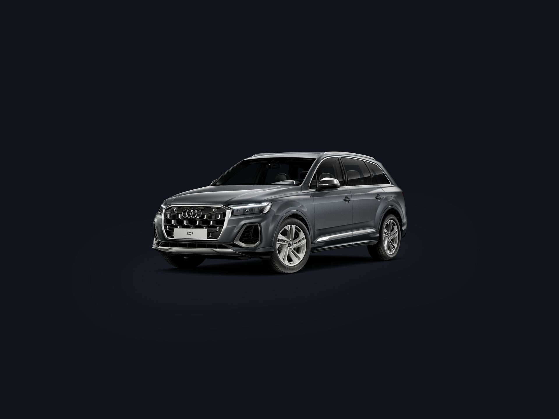 SQ7 SUV 3/4 front