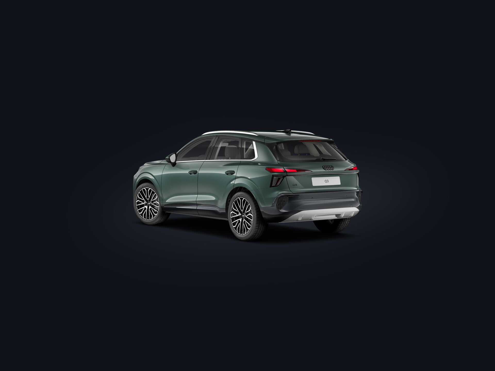 Q3 SUV 3/4 rear