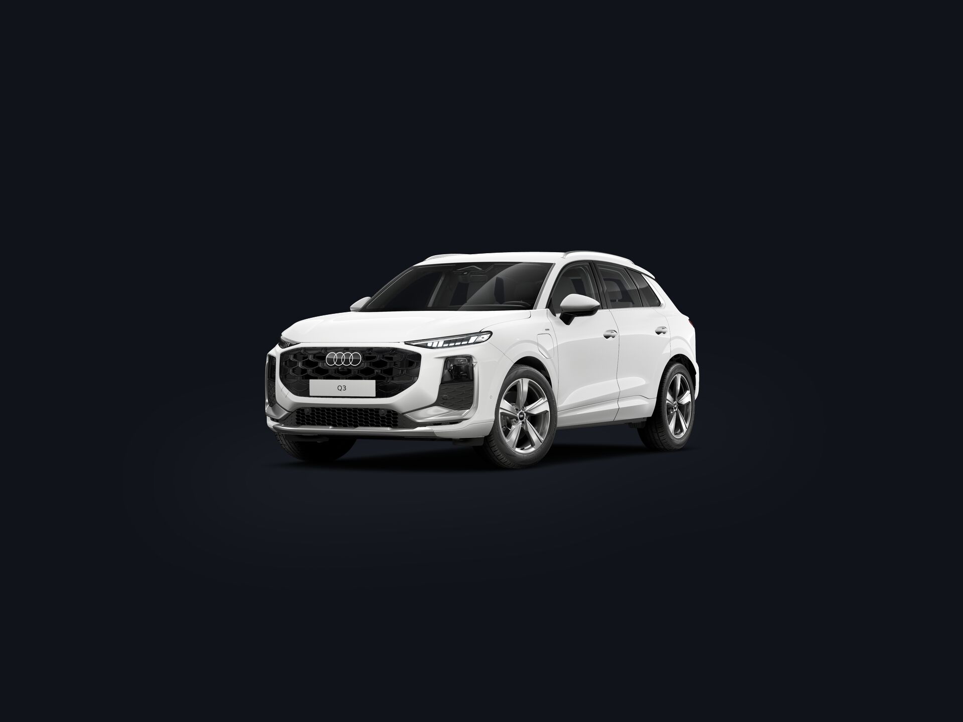 Nouvelle Q3 e-hybrid cust34front