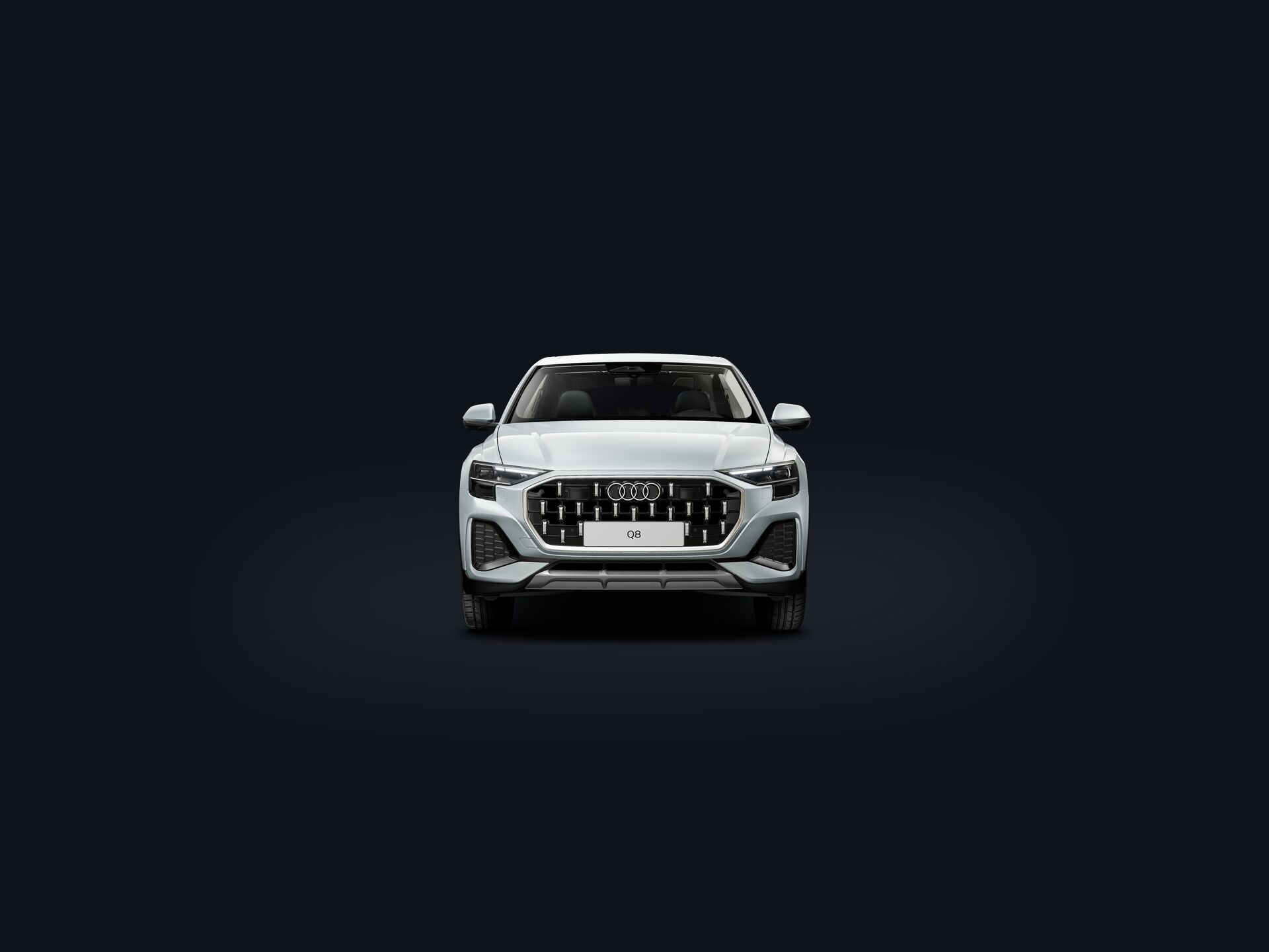 Q8 SUV front