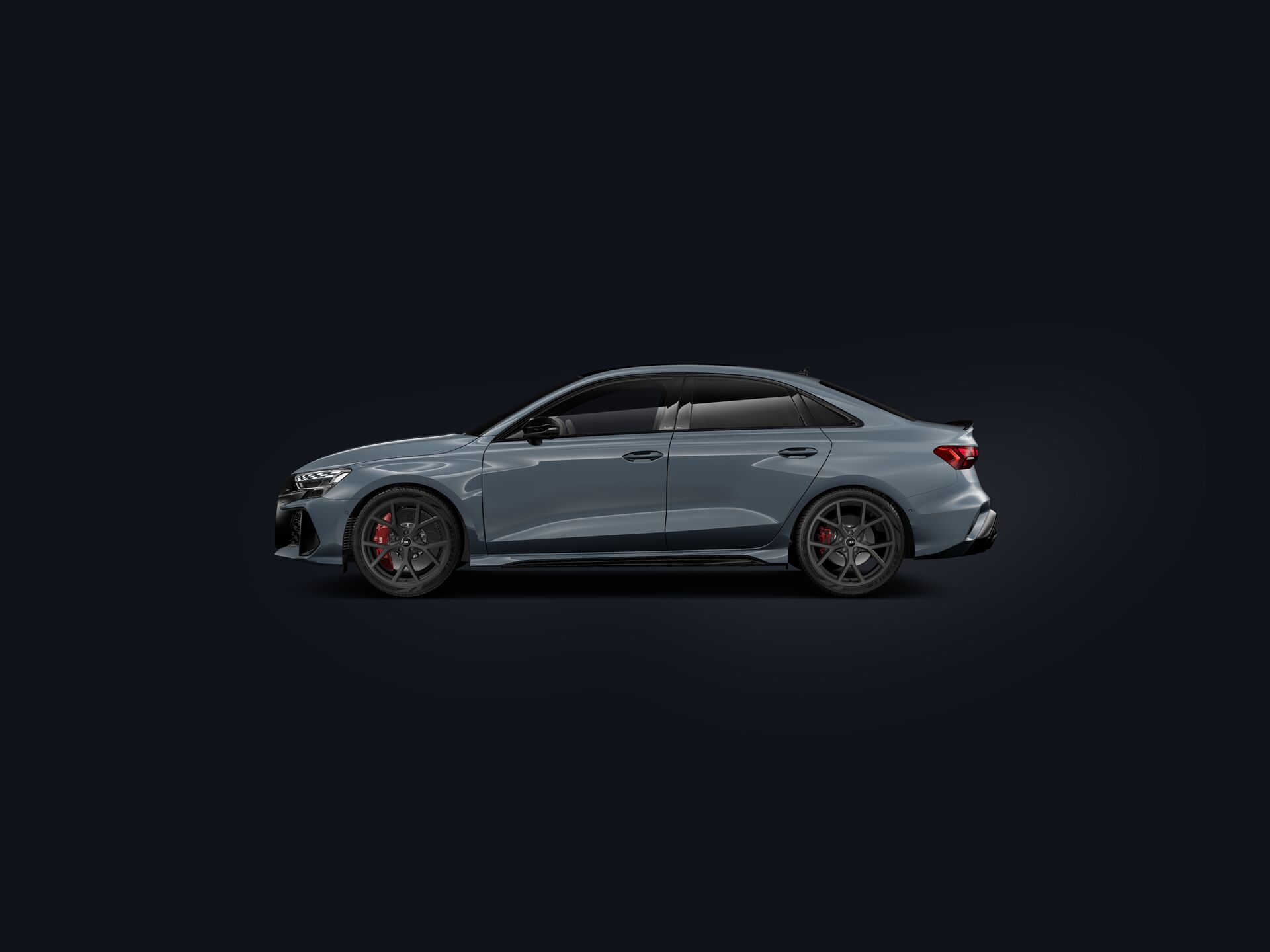 RS 3 Sedan side