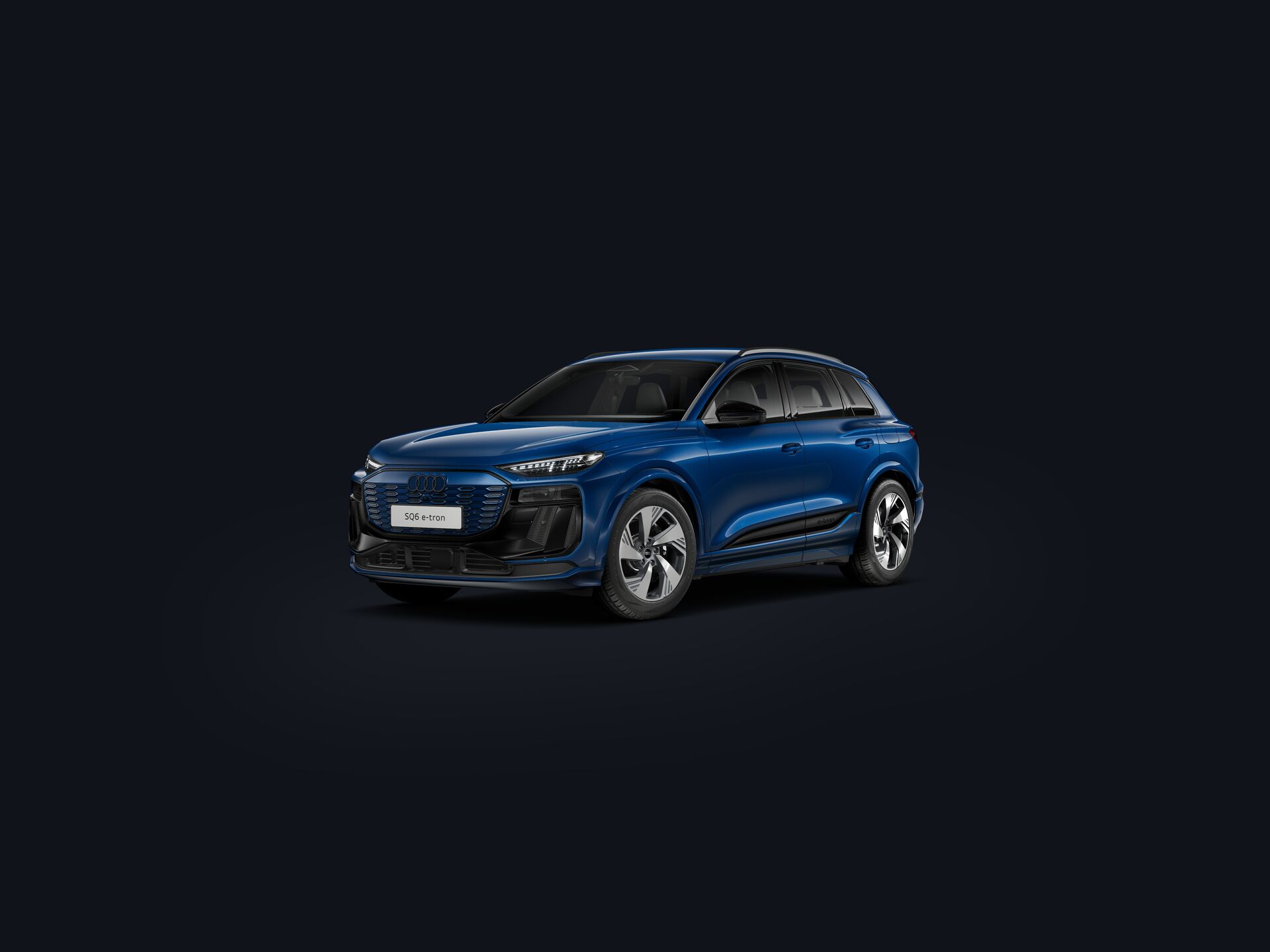 SQ6 e-tron cust34front