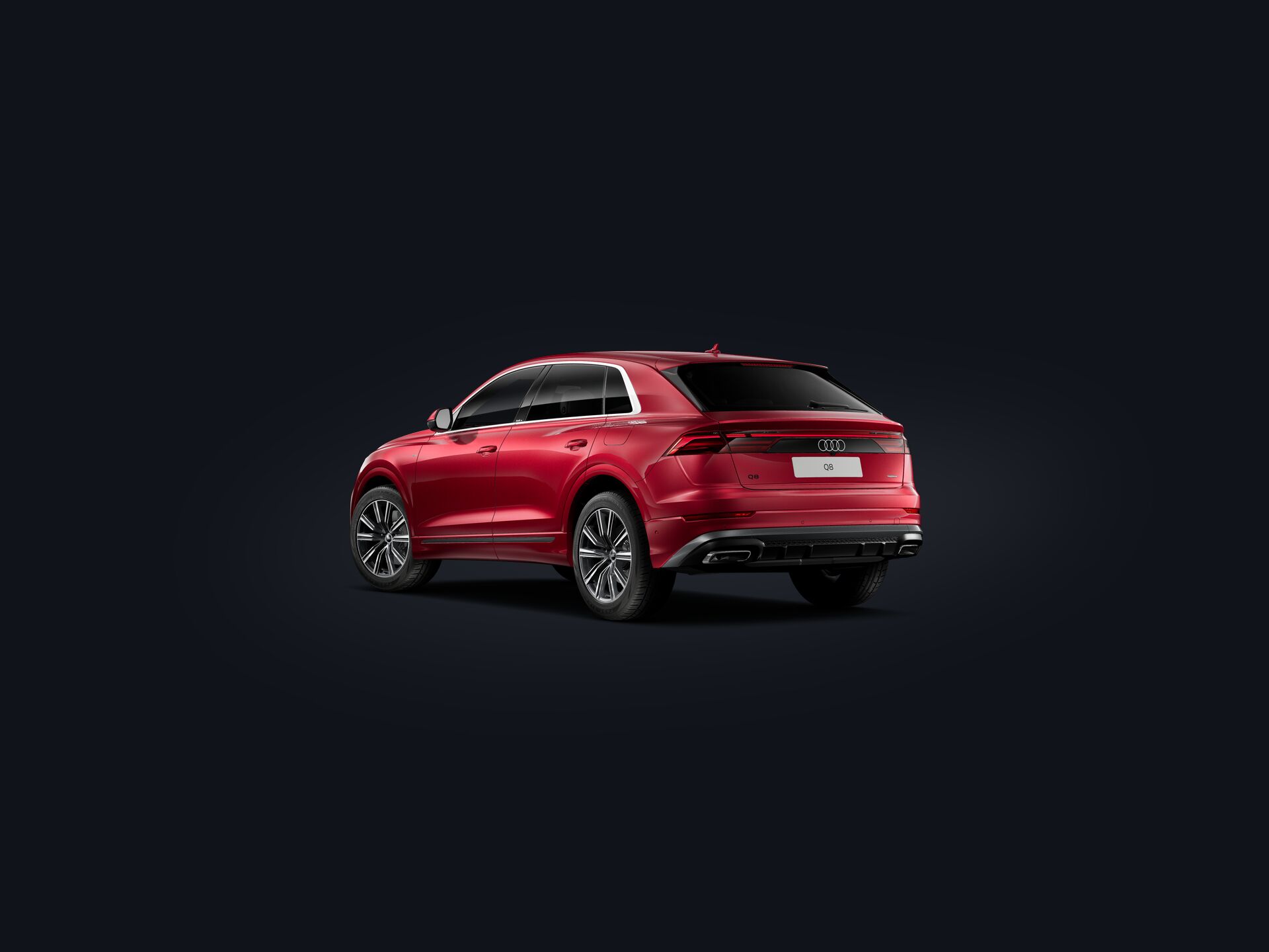 Q8 SUV e-hybrid 3/4 rear