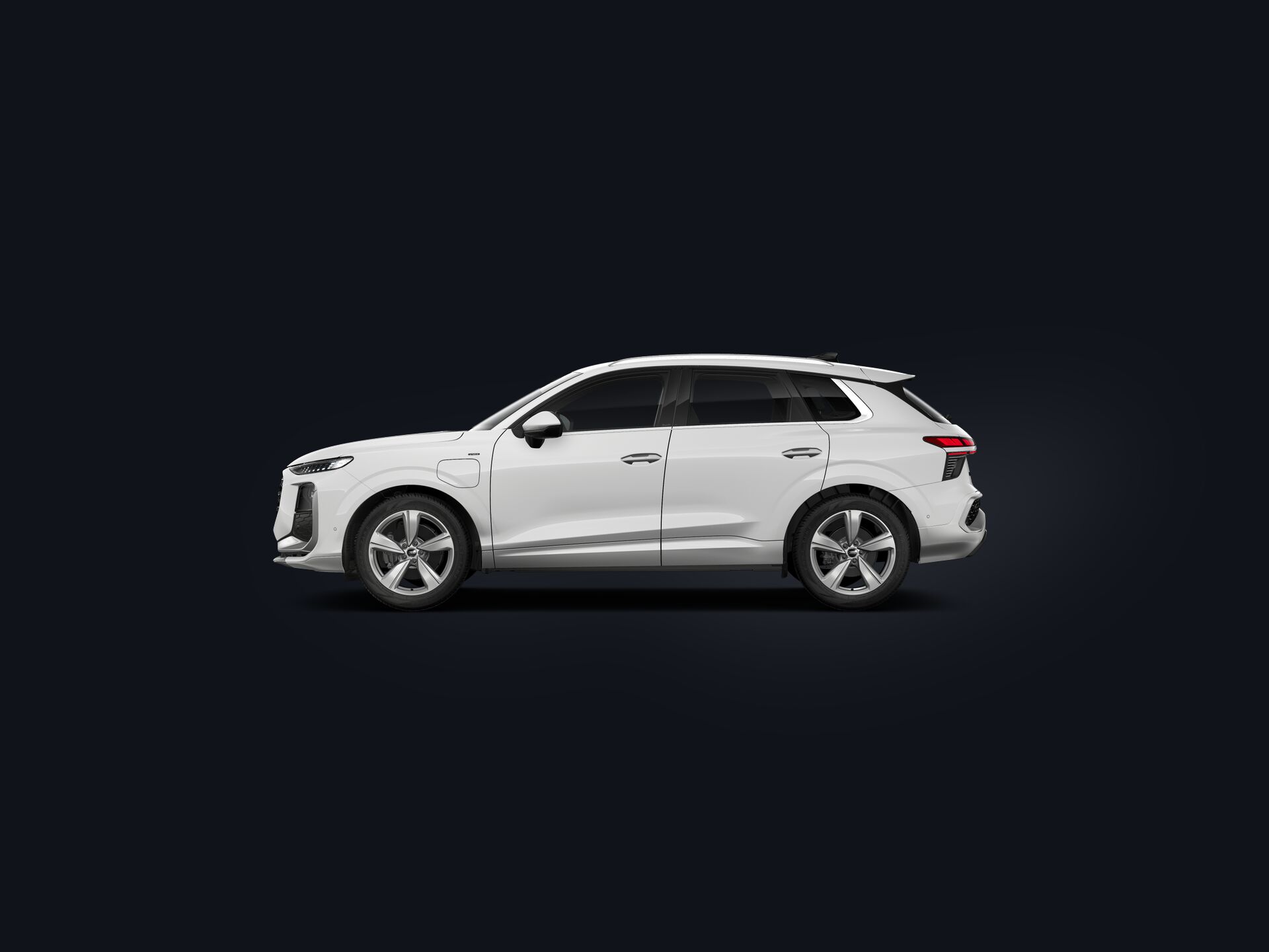 Nouvelle Q3 e-hybrid custside