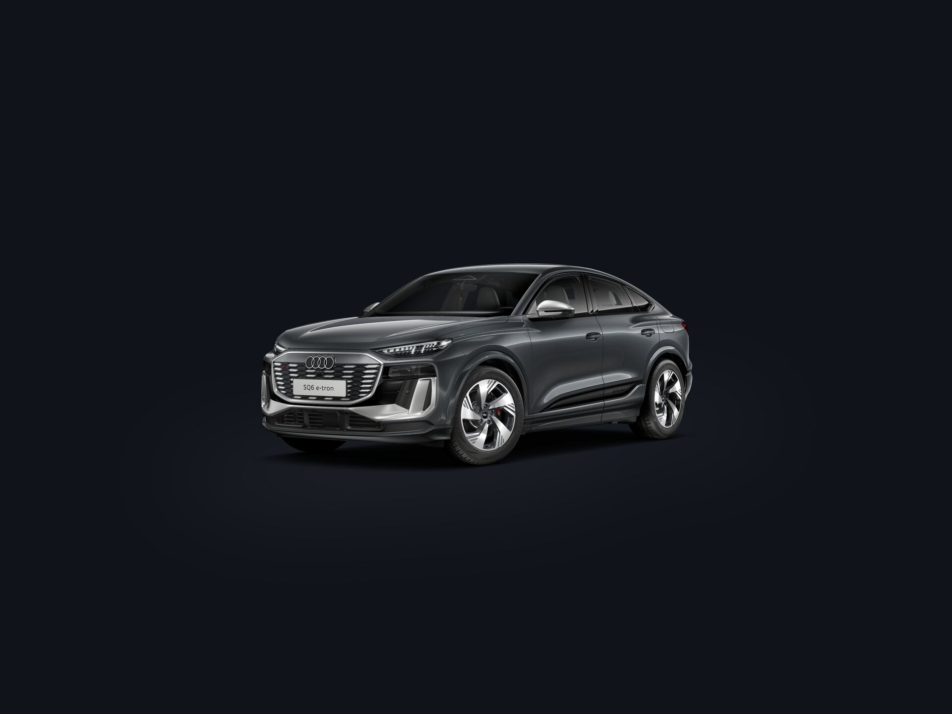 SQ6 Sportback e-tron 3/4 front