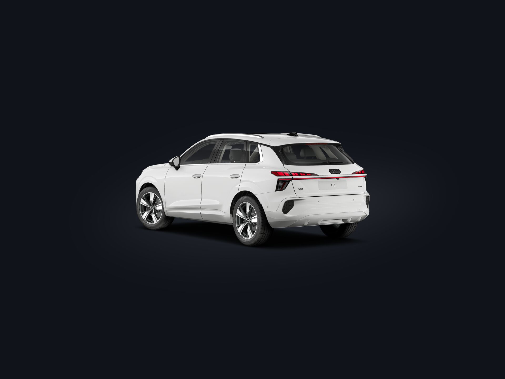 Q3 SUV 3/4 rear
