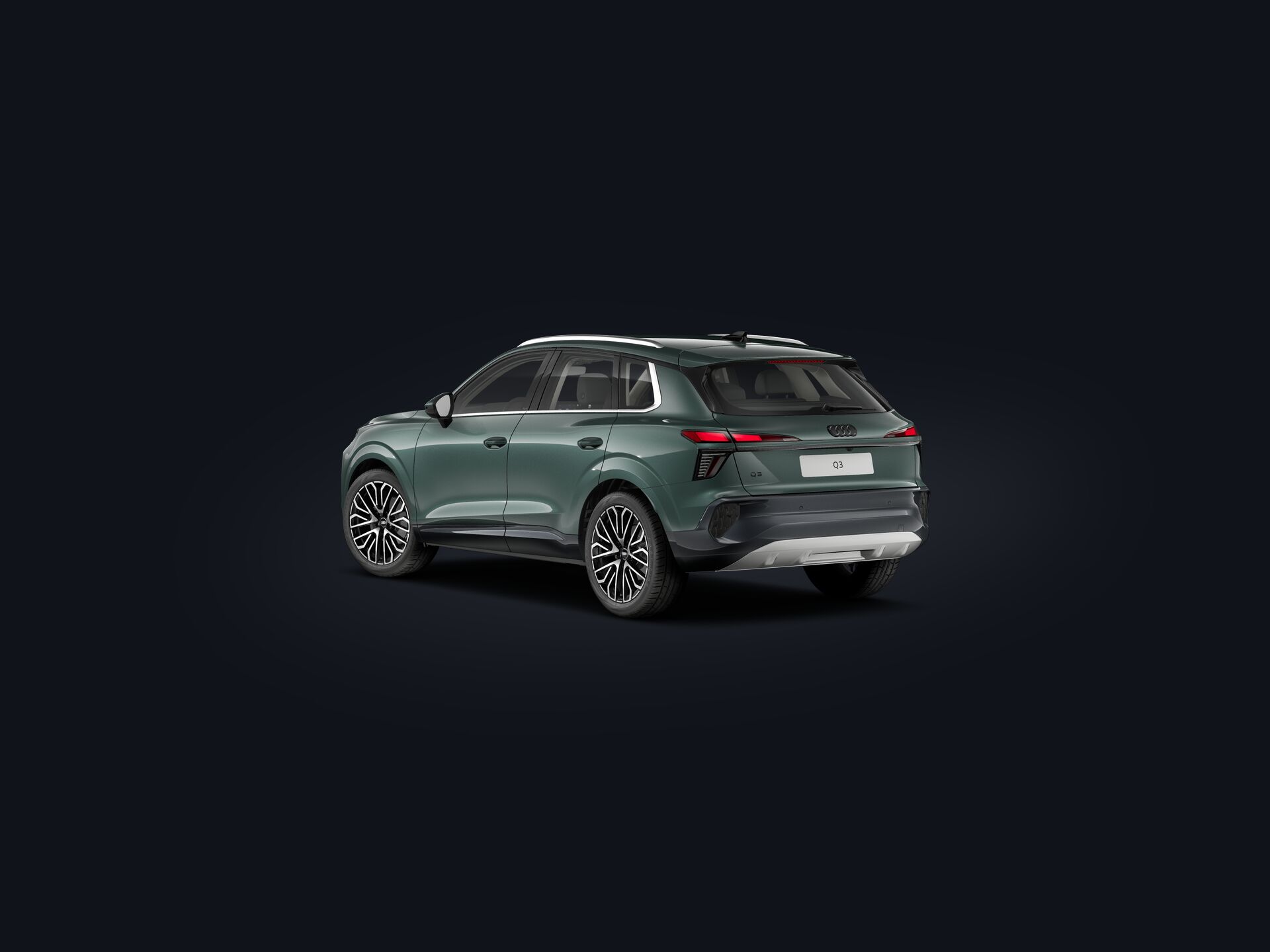 Q3 SUV 3/4 rear
