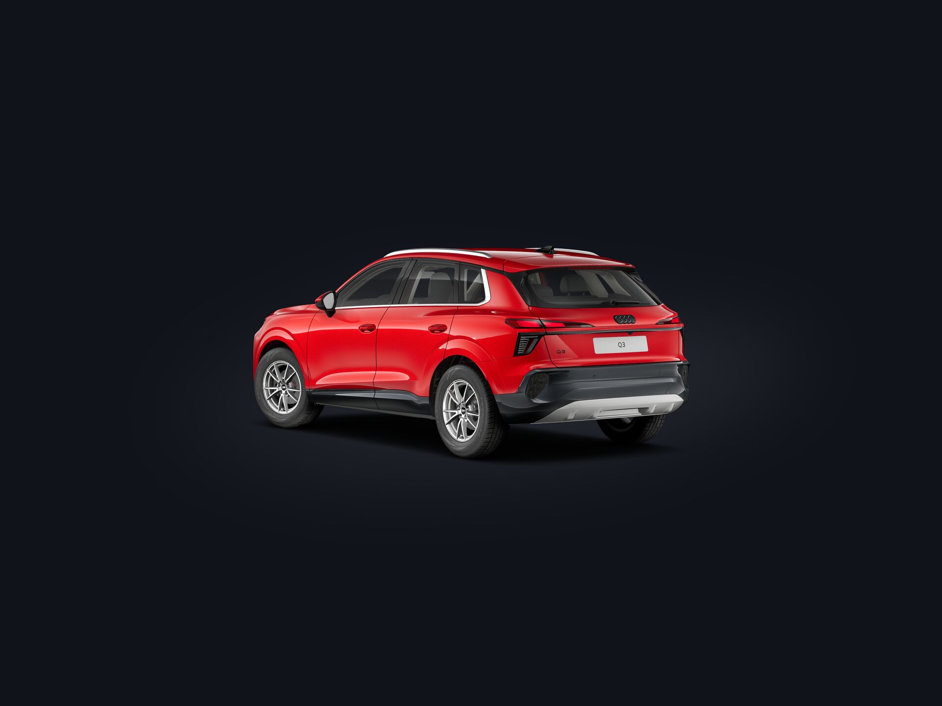 Q3 SUV 3/4 rear