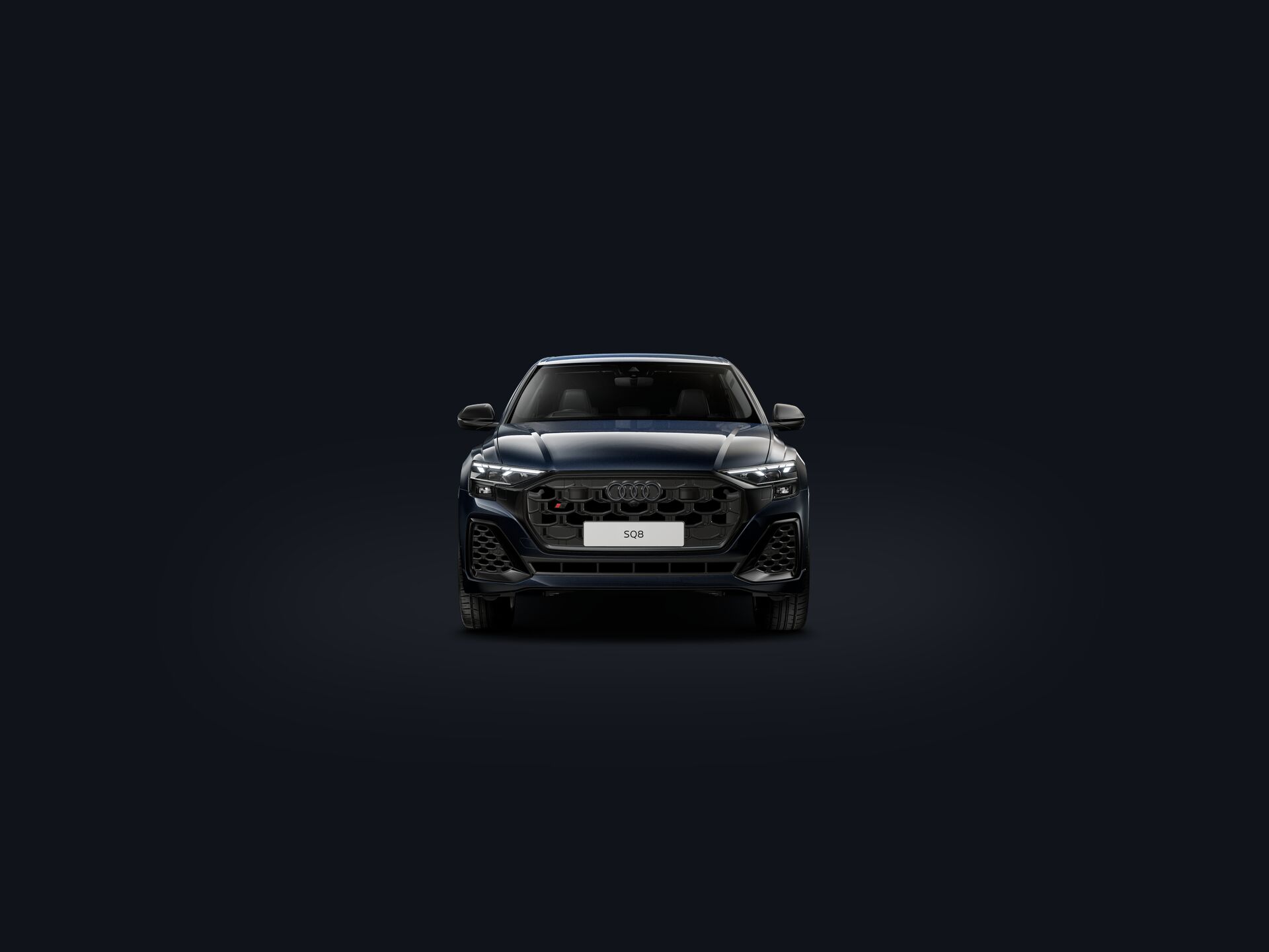SQ8 SUV custfront
